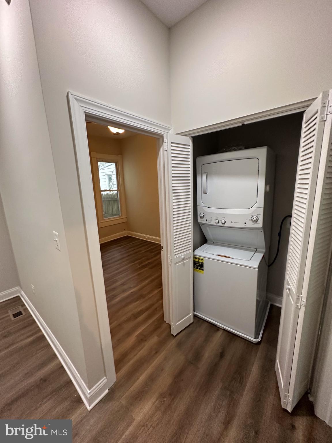 HAMPDEN HISTORIC DISTRICT - Residential Lease