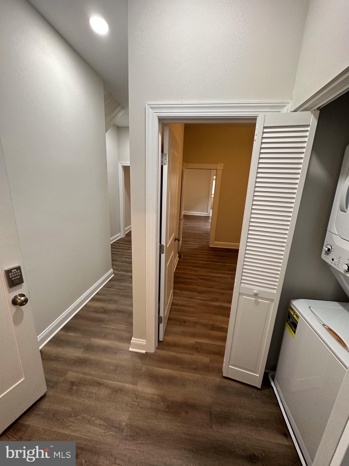 HAMPDEN HISTORIC DISTRICT - Residential Lease