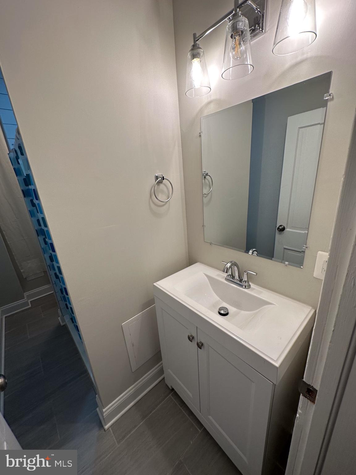 HAMPDEN HISTORIC DISTRICT - Residential Lease