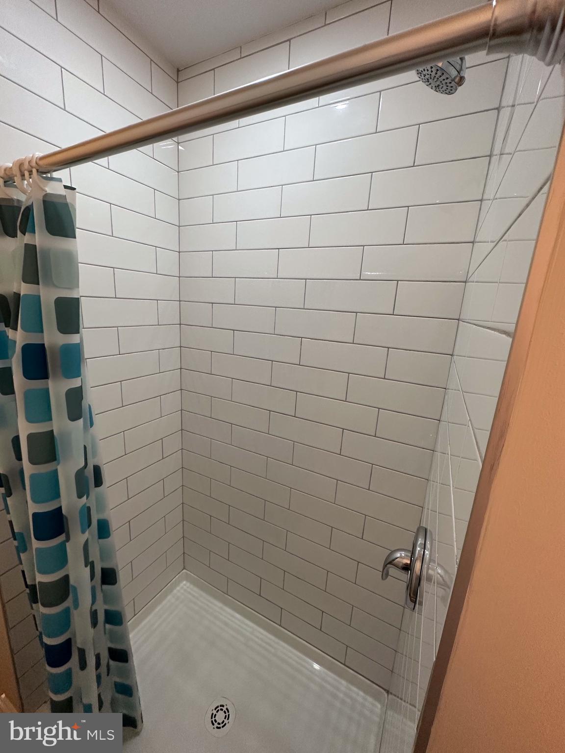 HAMPDEN HISTORIC DISTRICT - Residential Lease