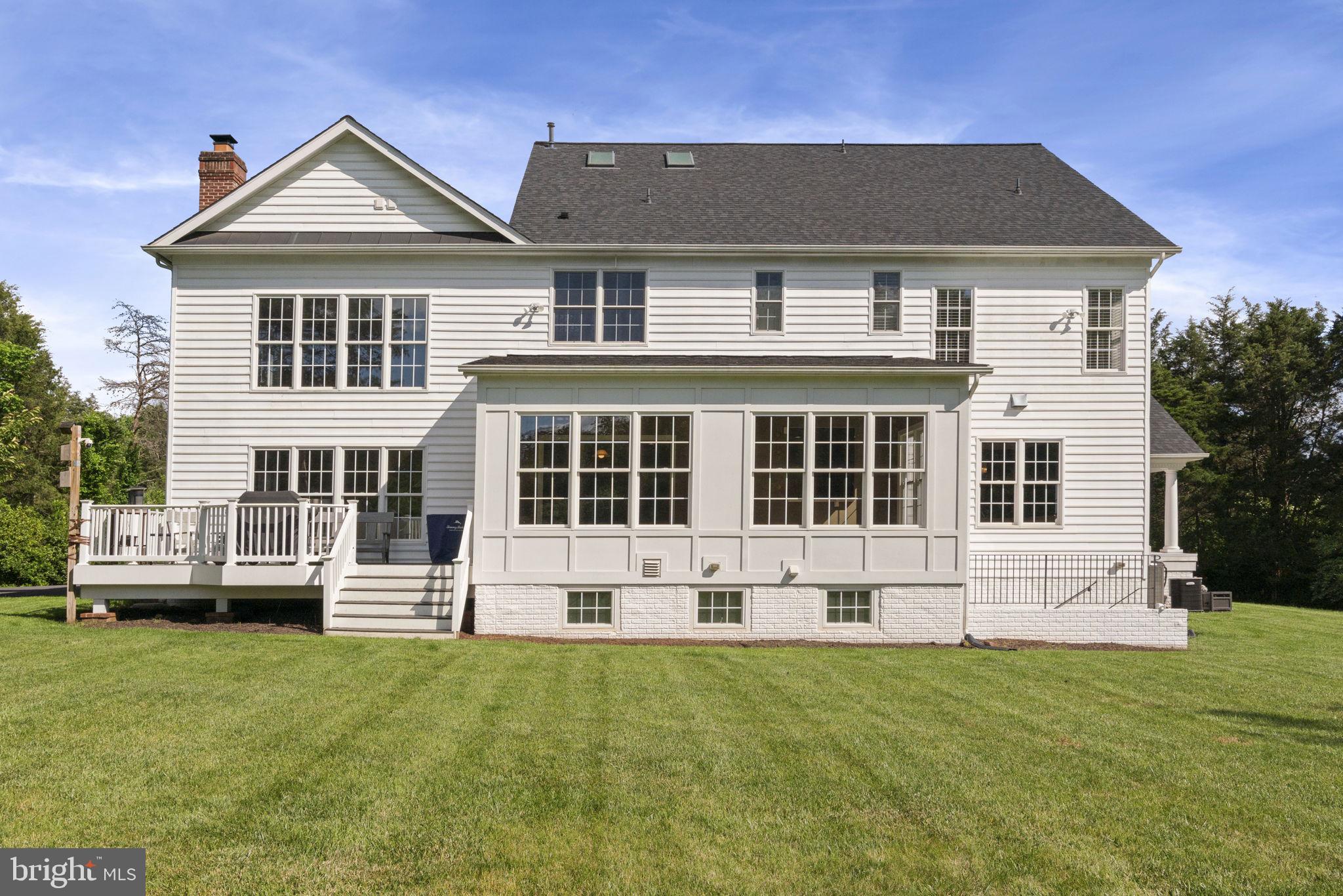 CROOKED CREEK - Residential