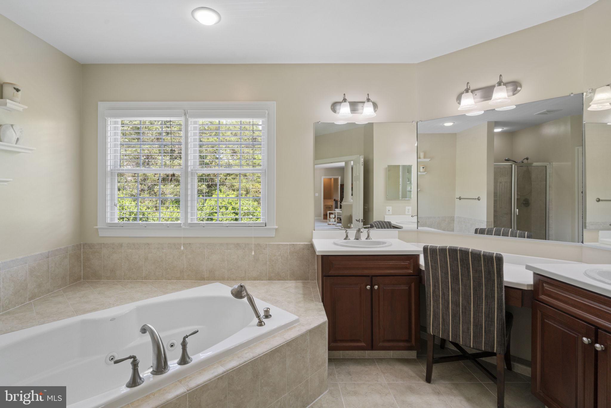 CROOKED CREEK - Residential