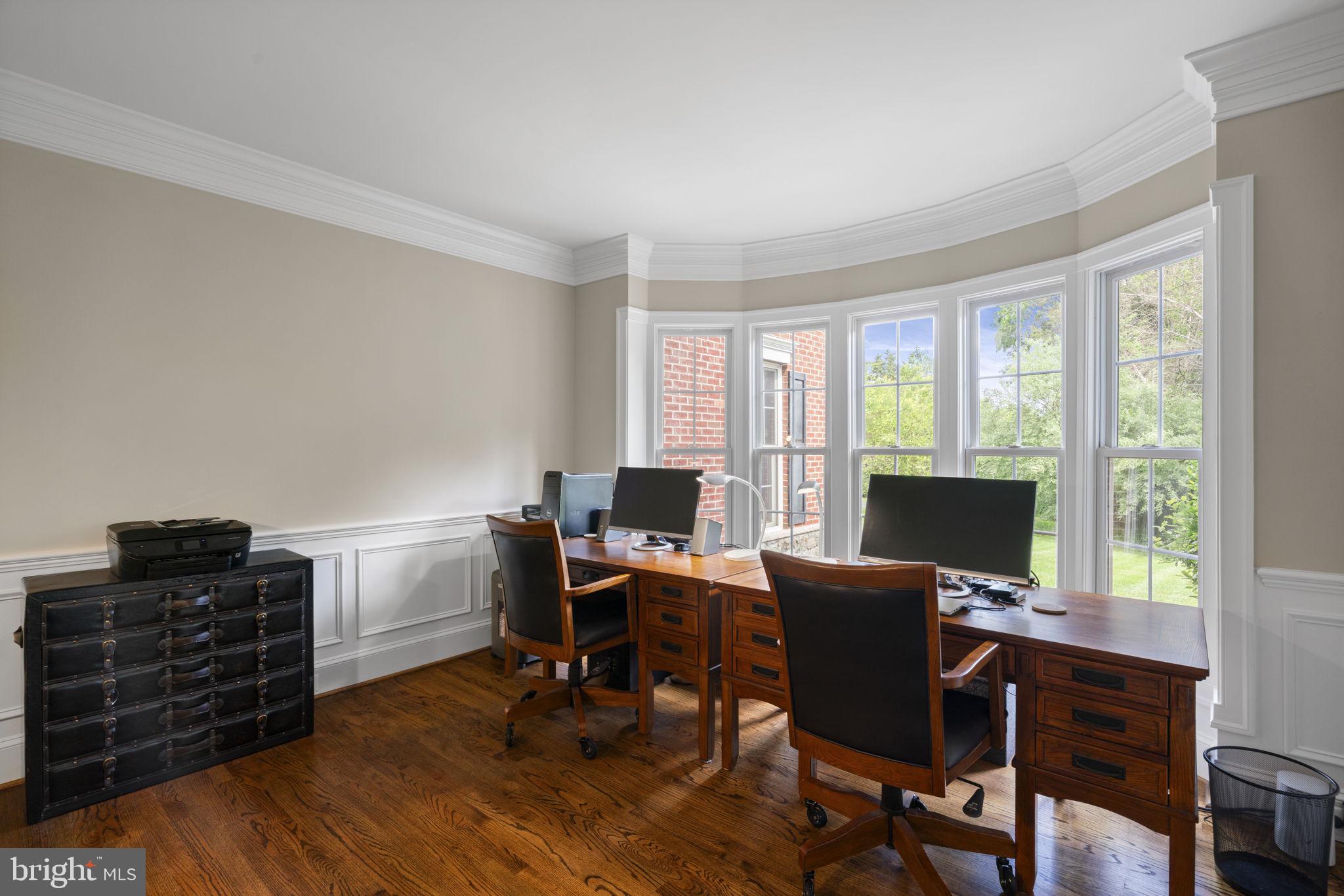 CROOKED CREEK - Residential