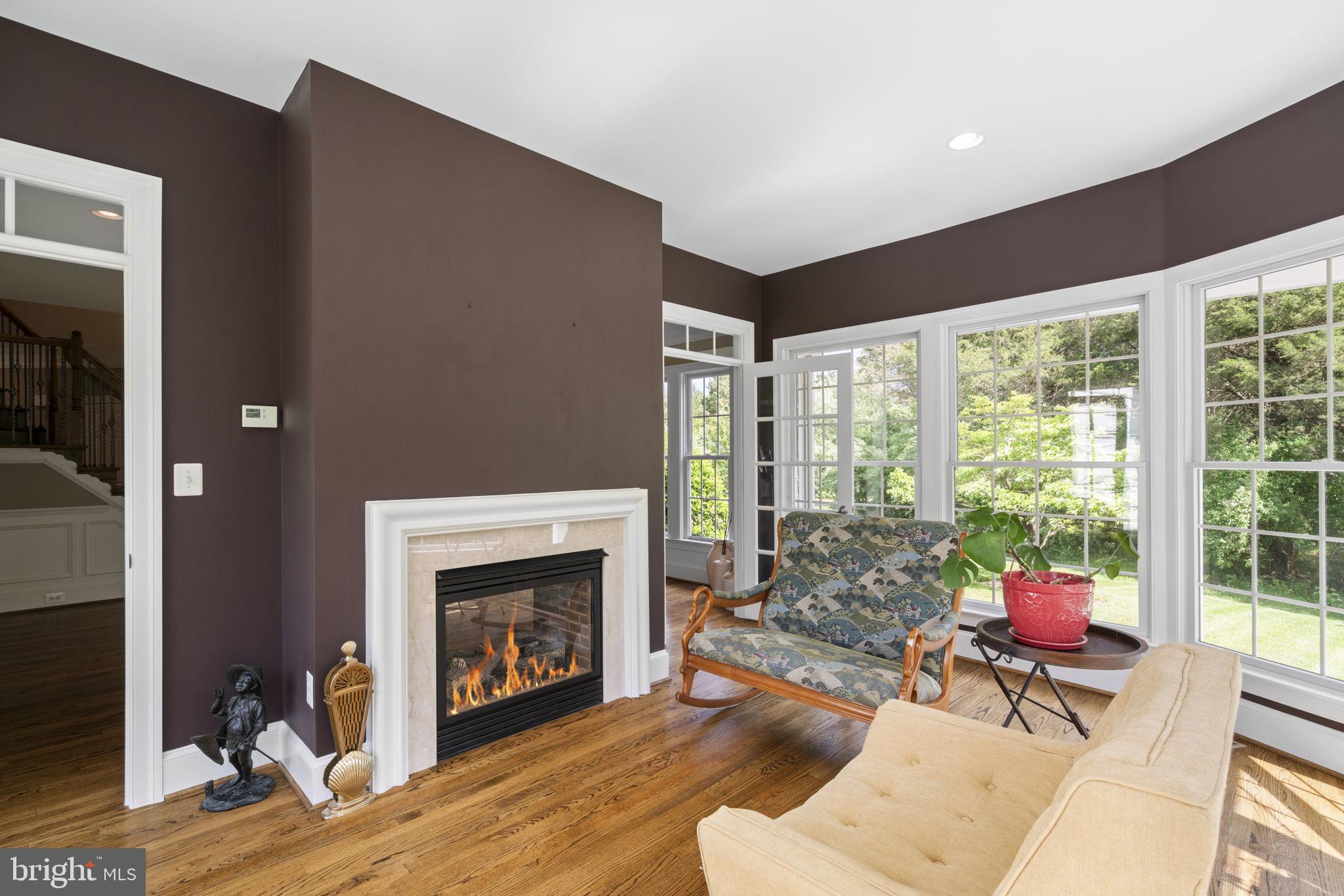 CROOKED CREEK - Residential