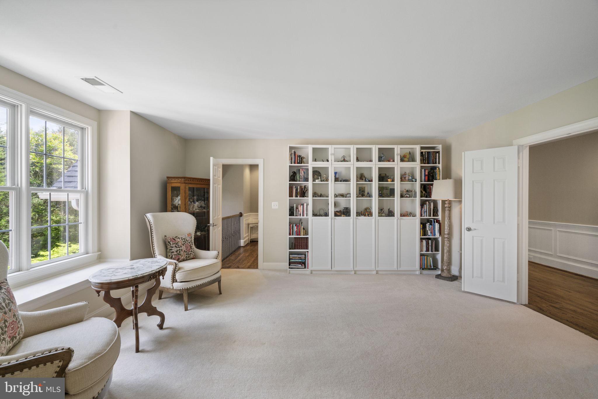 CROOKED CREEK - Residential