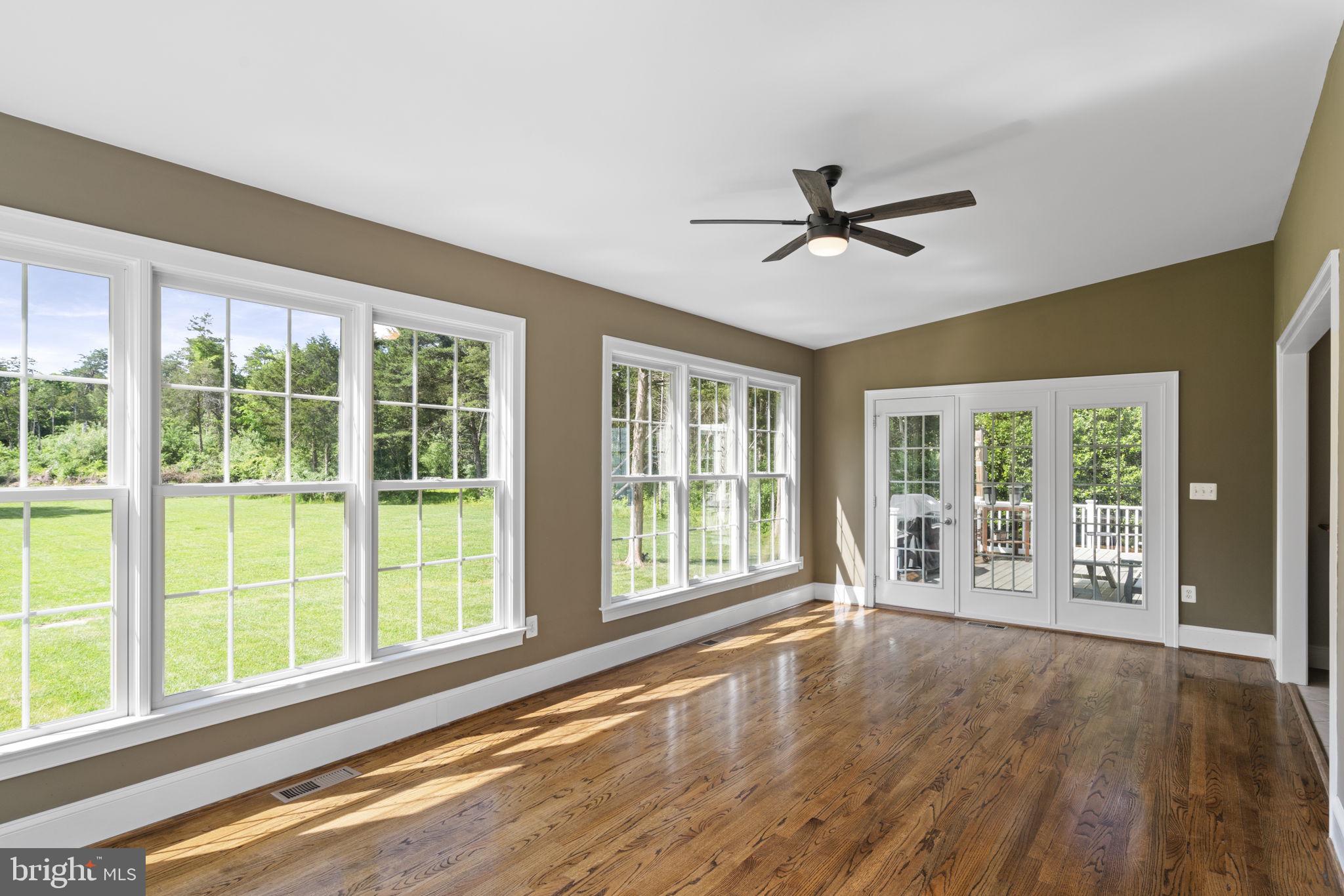 CROOKED CREEK - Residential