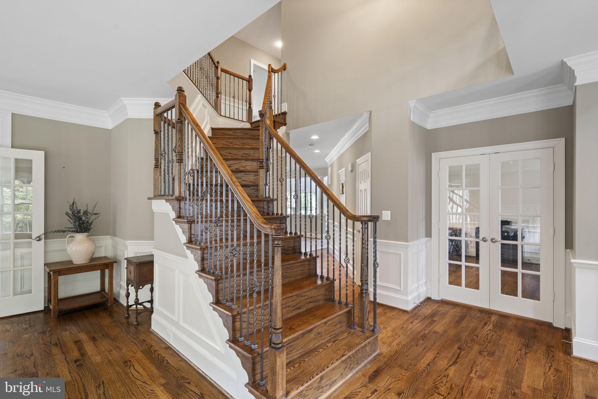 CROOKED CREEK - Residential