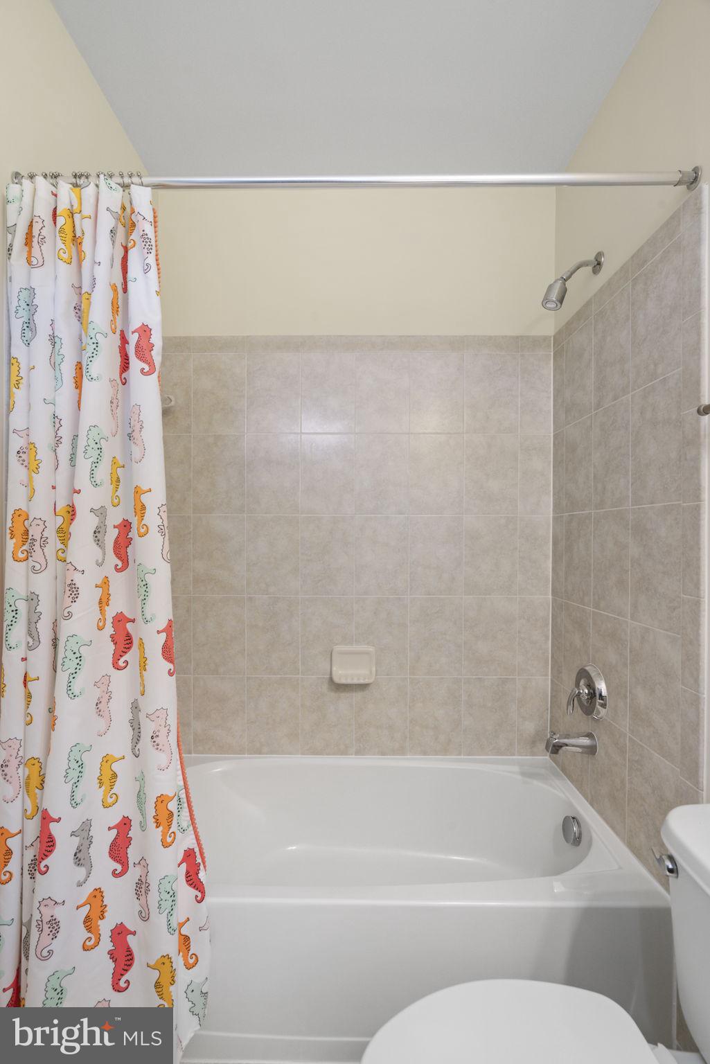 CROOKED CREEK - Residential