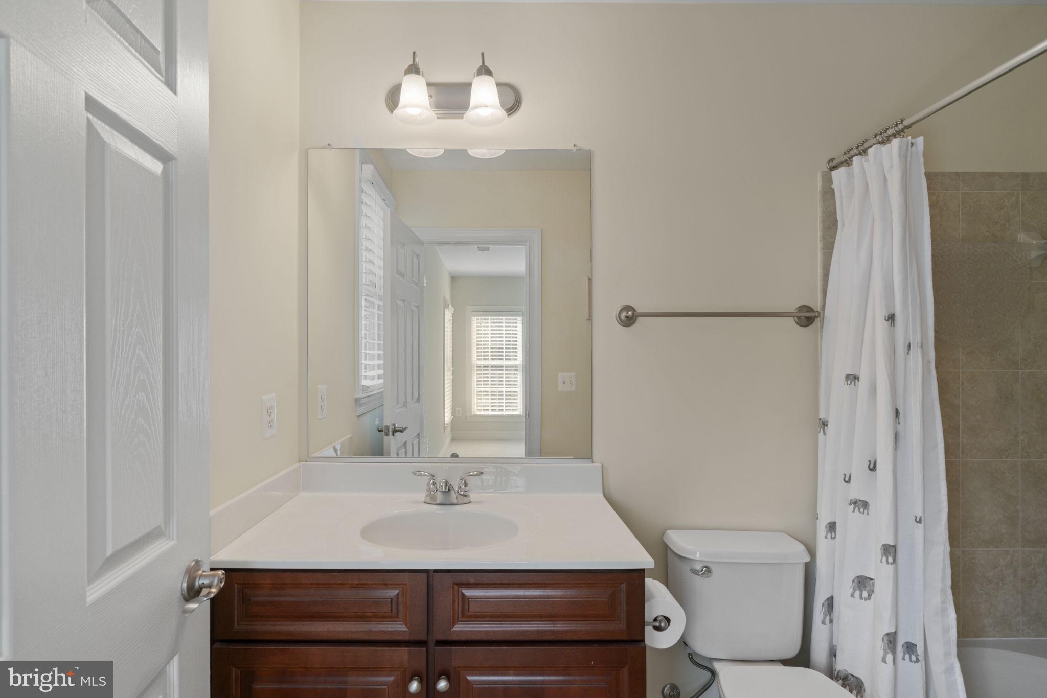 CROOKED CREEK - Residential