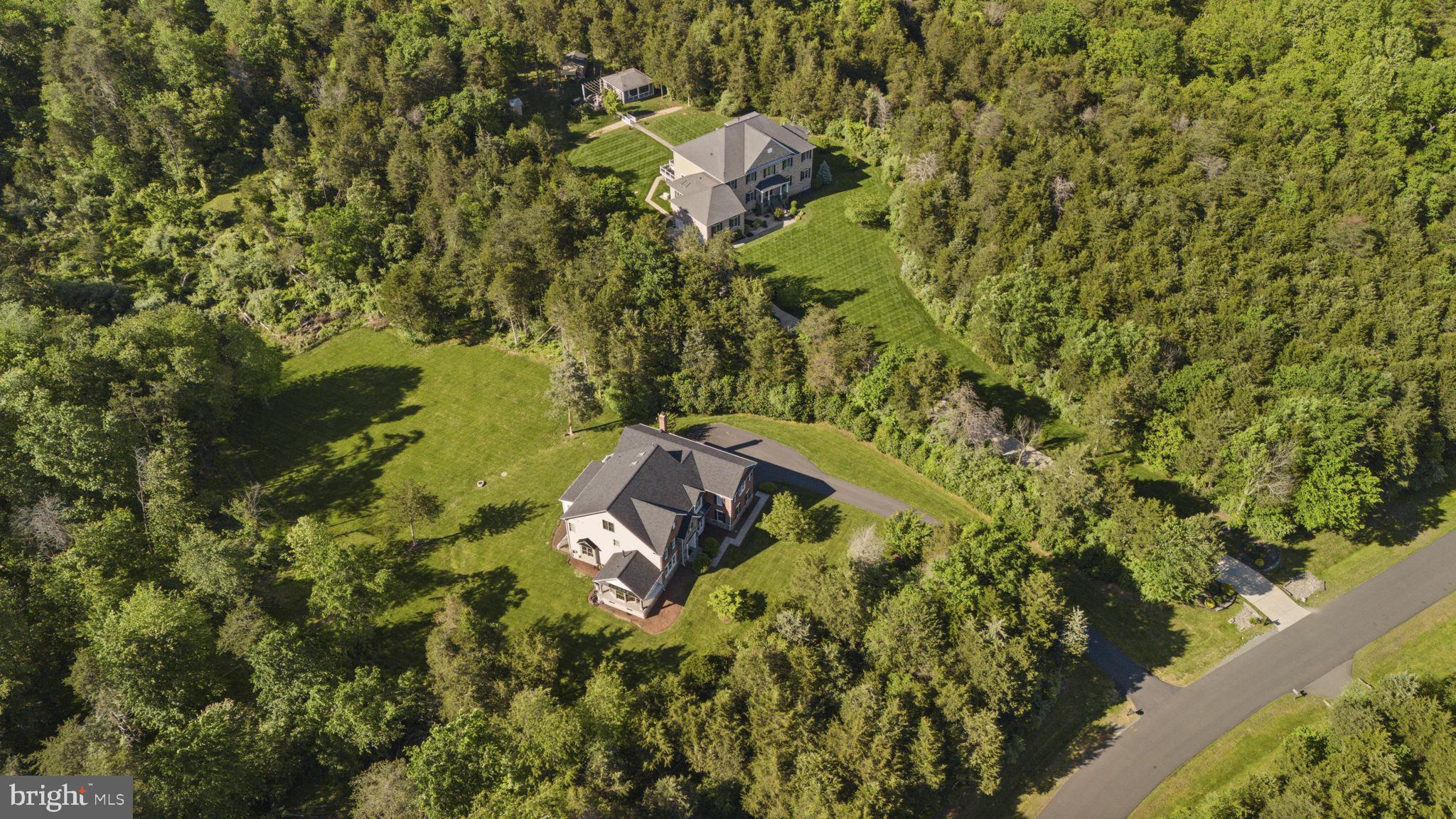 CROOKED CREEK - Residential