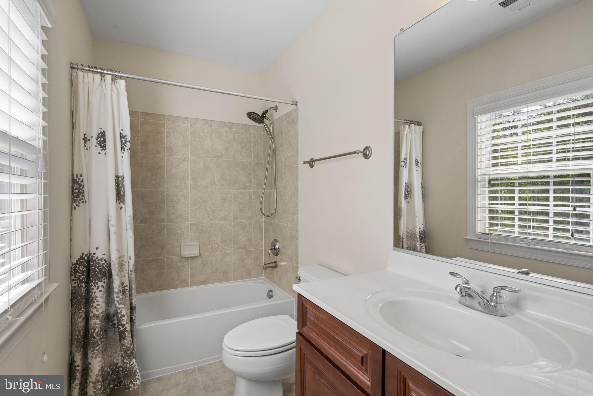 CROOKED CREEK - Residential