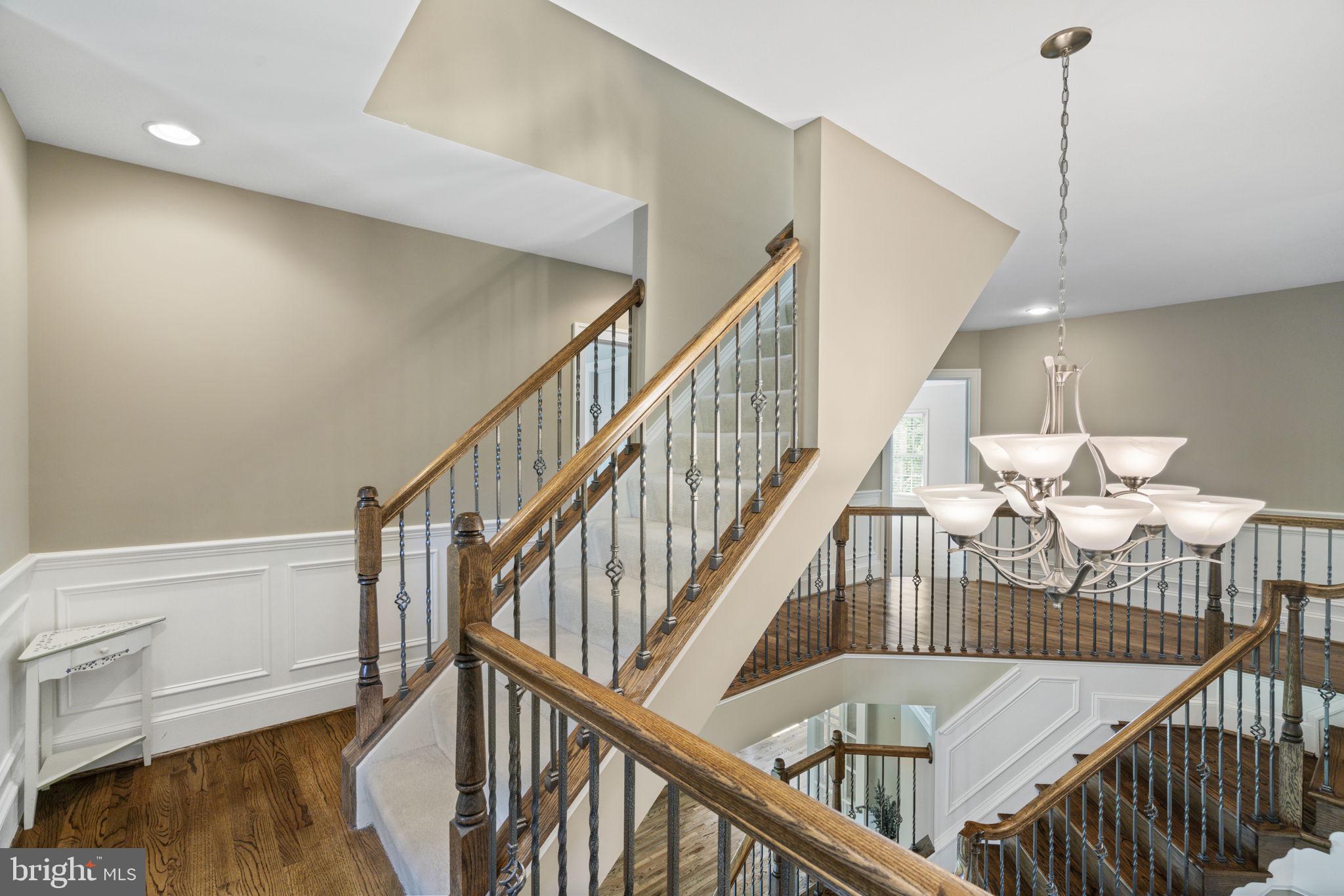 CROOKED CREEK - Residential