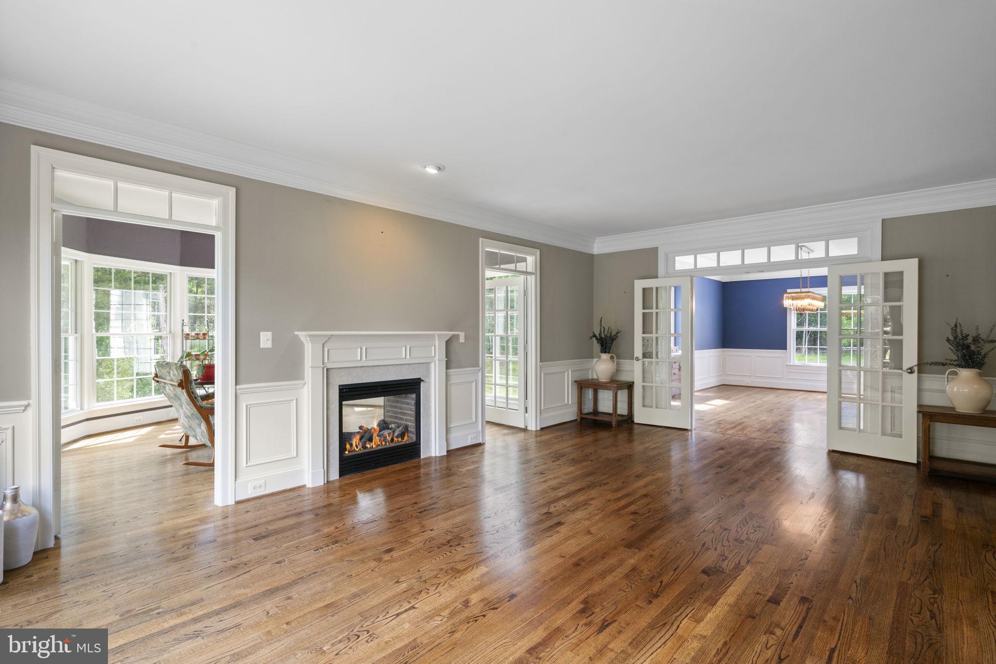 CROOKED CREEK - Residential