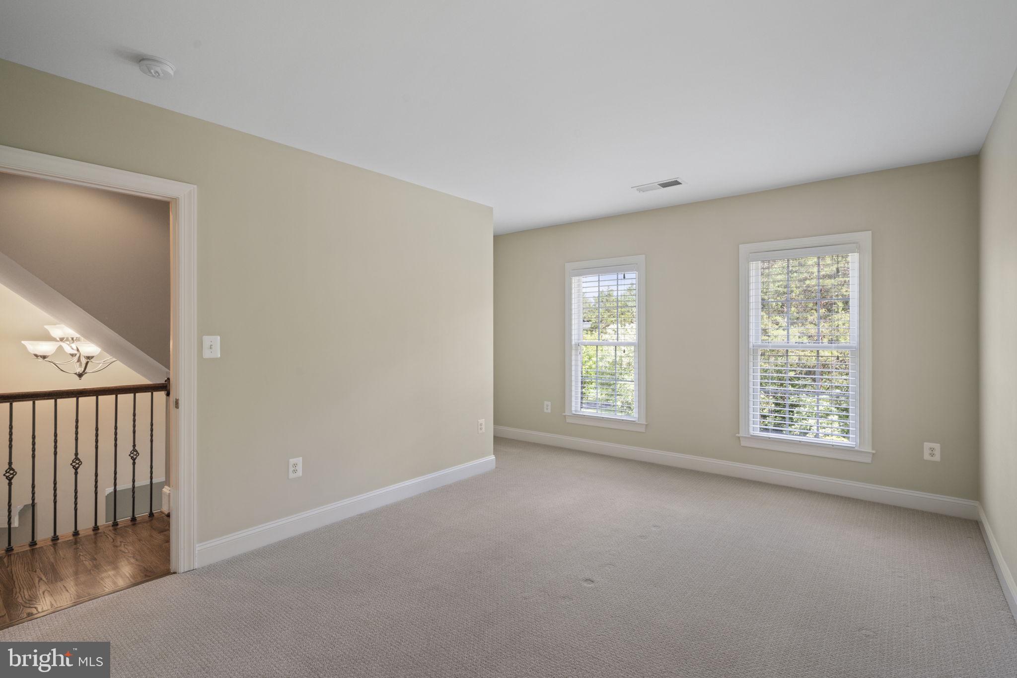 CROOKED CREEK - Residential