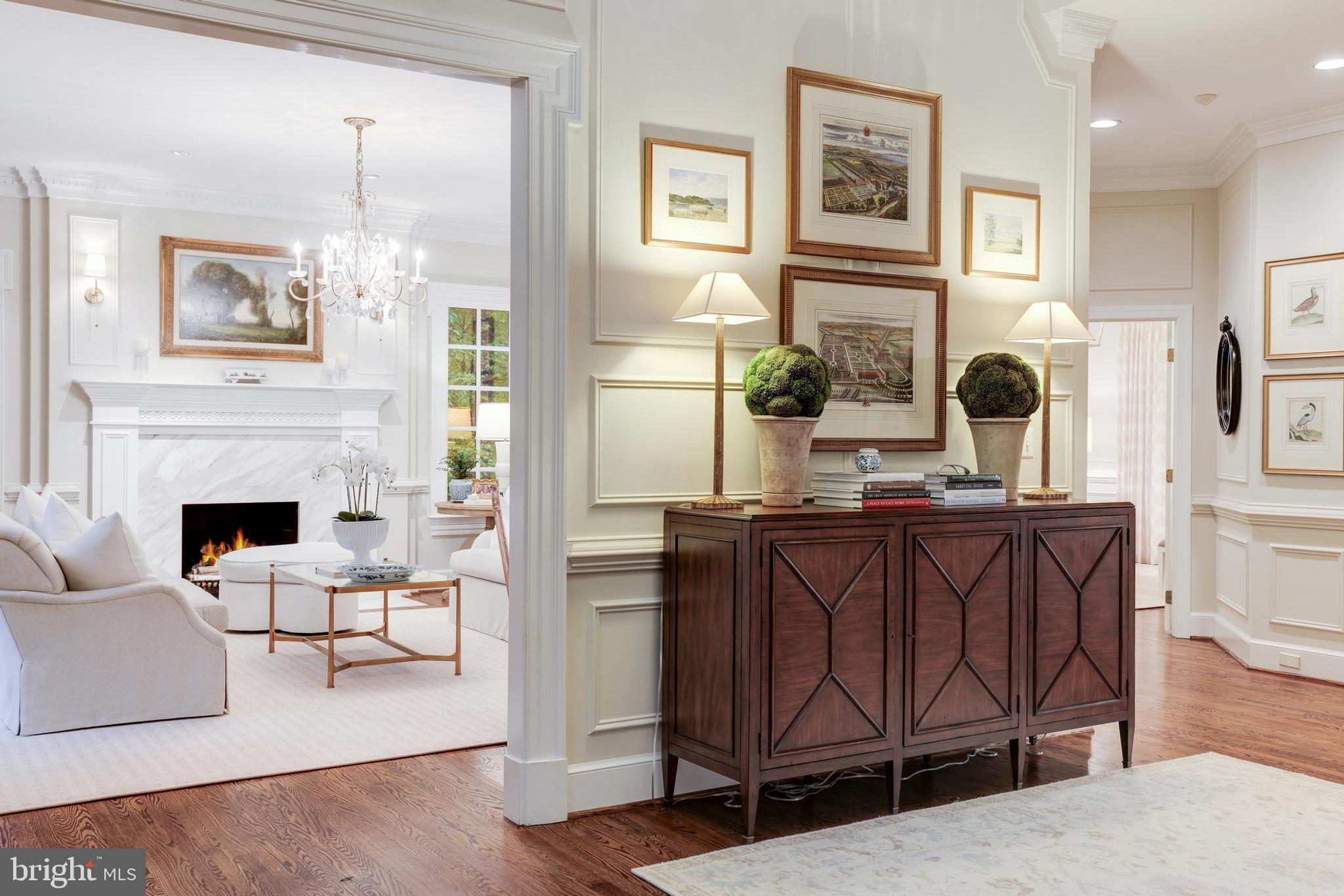 FALCON RIDGE - Residential