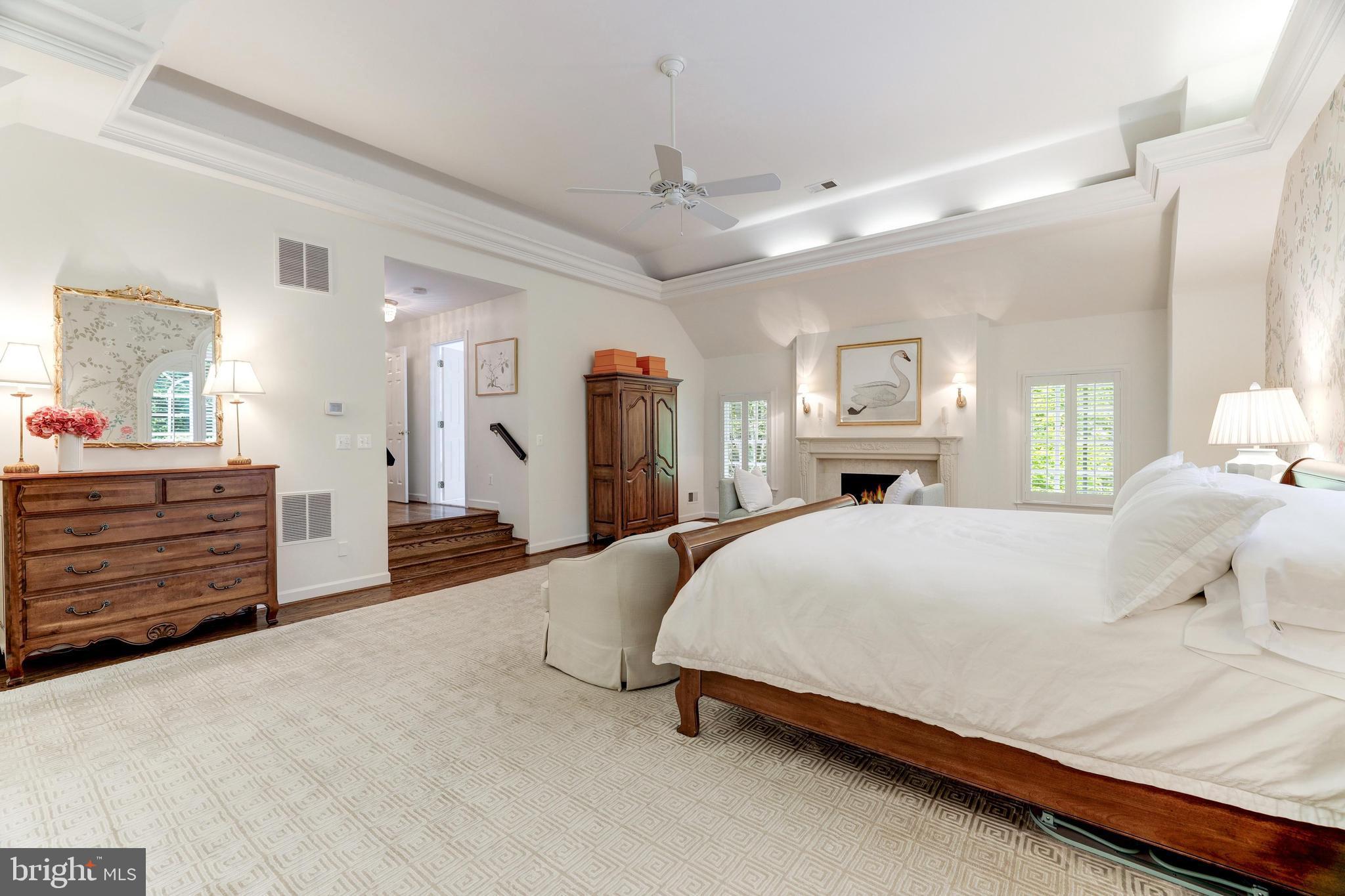 FALCON RIDGE - Residential