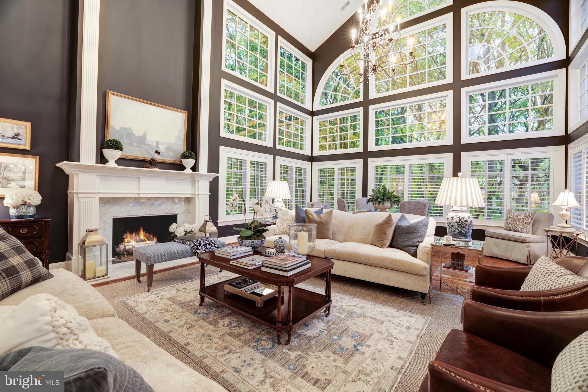 FALCON RIDGE - Residential