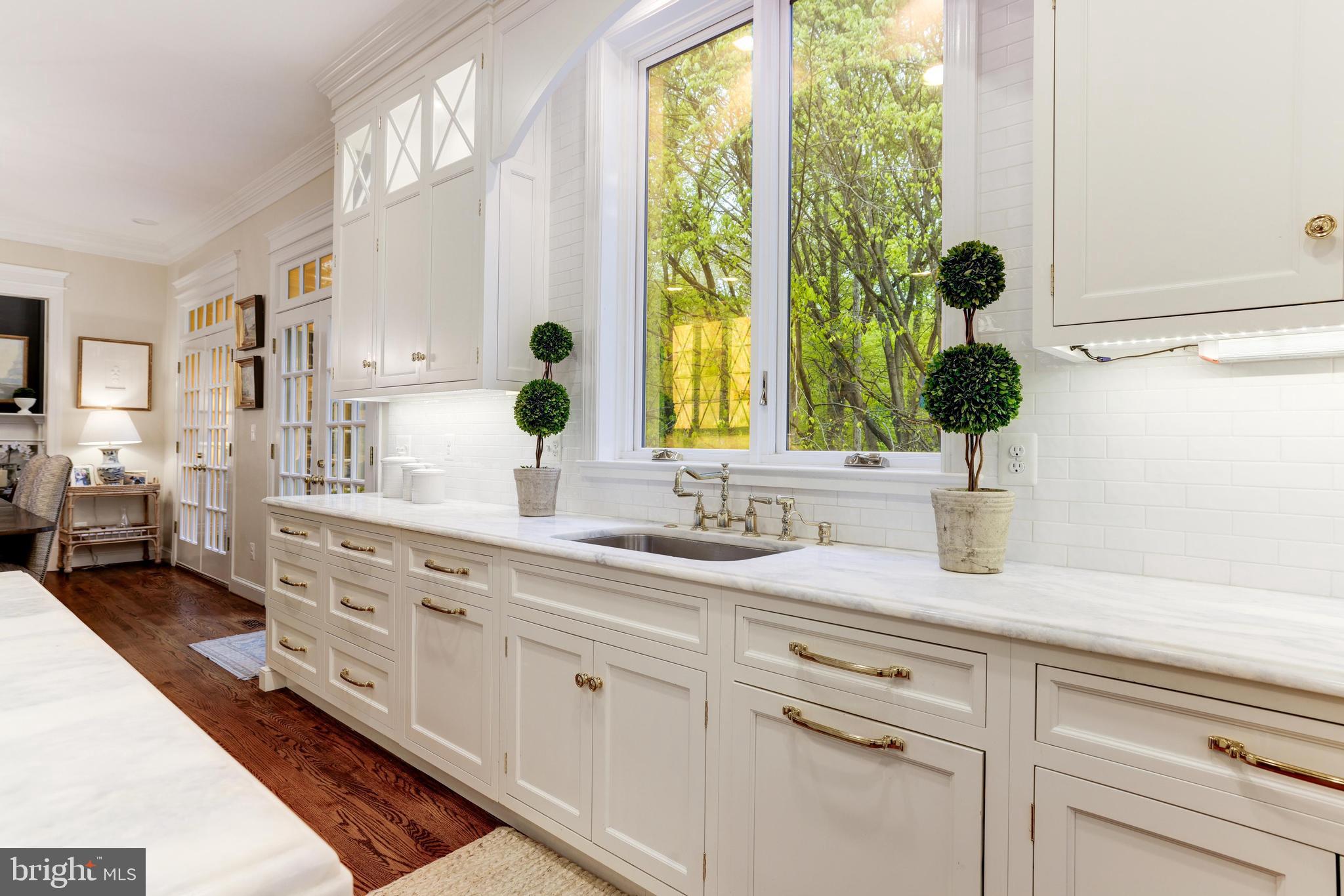 FALCON RIDGE - Residential