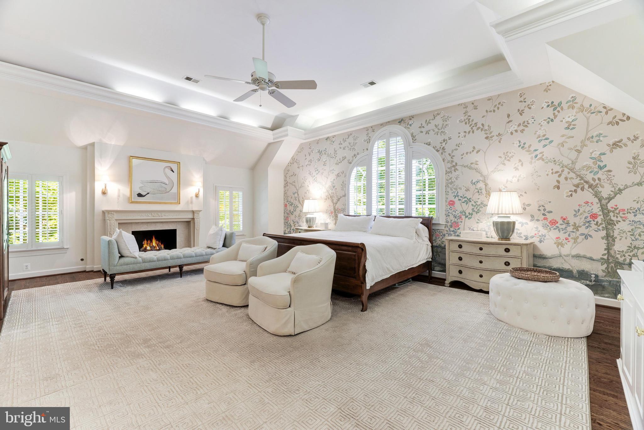 FALCON RIDGE - Residential