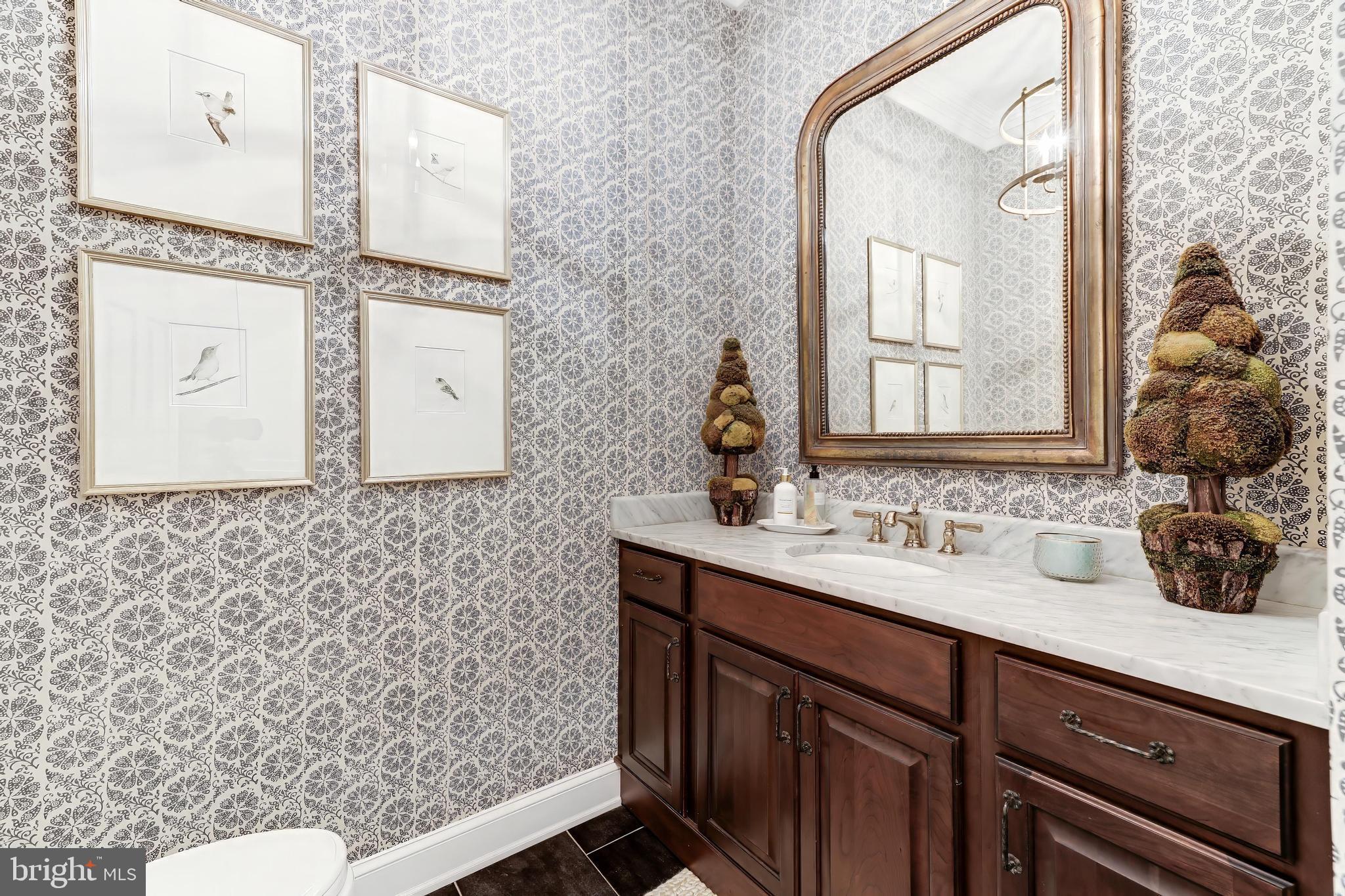 FALCON RIDGE - Residential