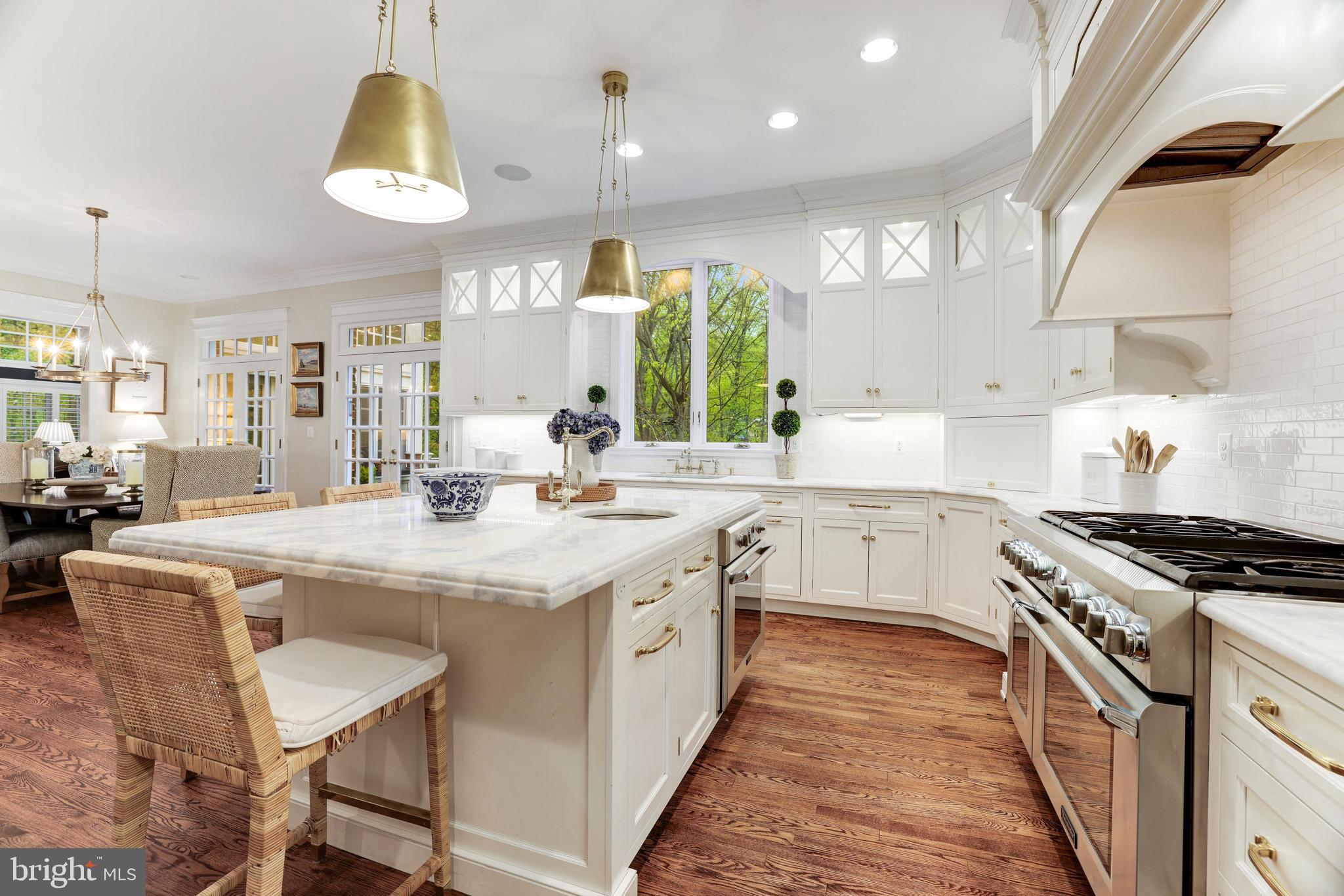 FALCON RIDGE - Residential