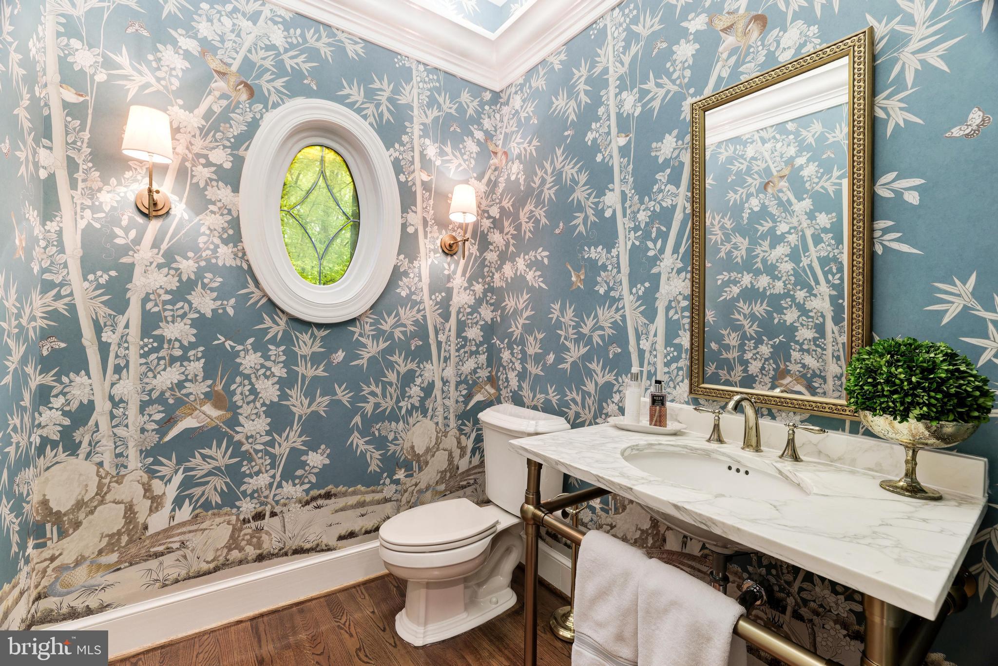 FALCON RIDGE - Residential