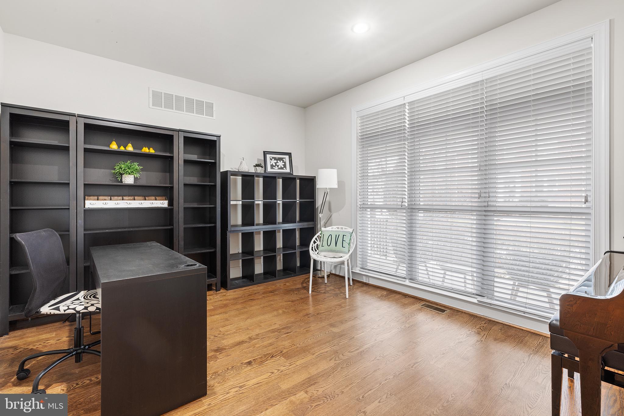 BRYN MAWR - Residential