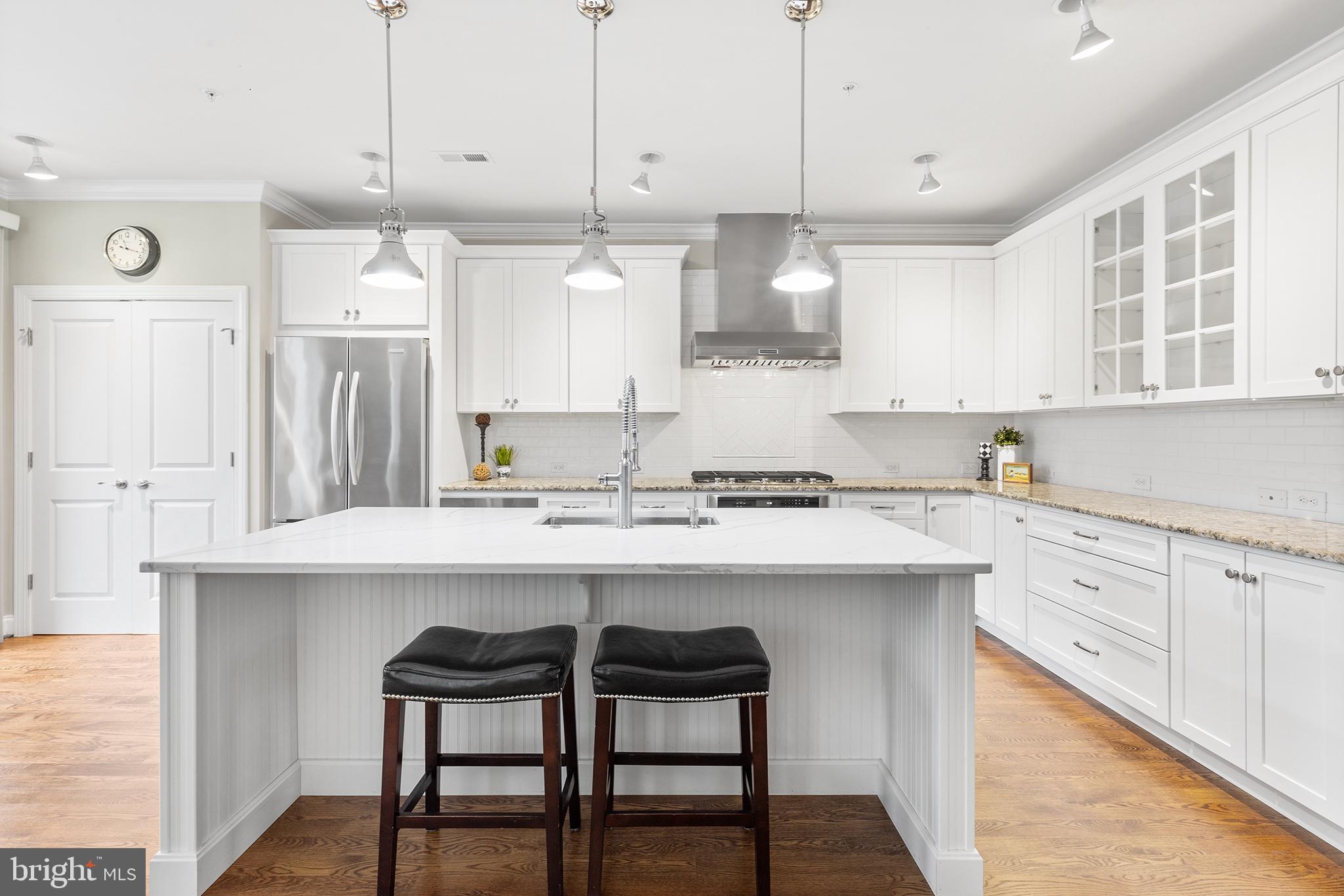 BRYN MAWR - Residential