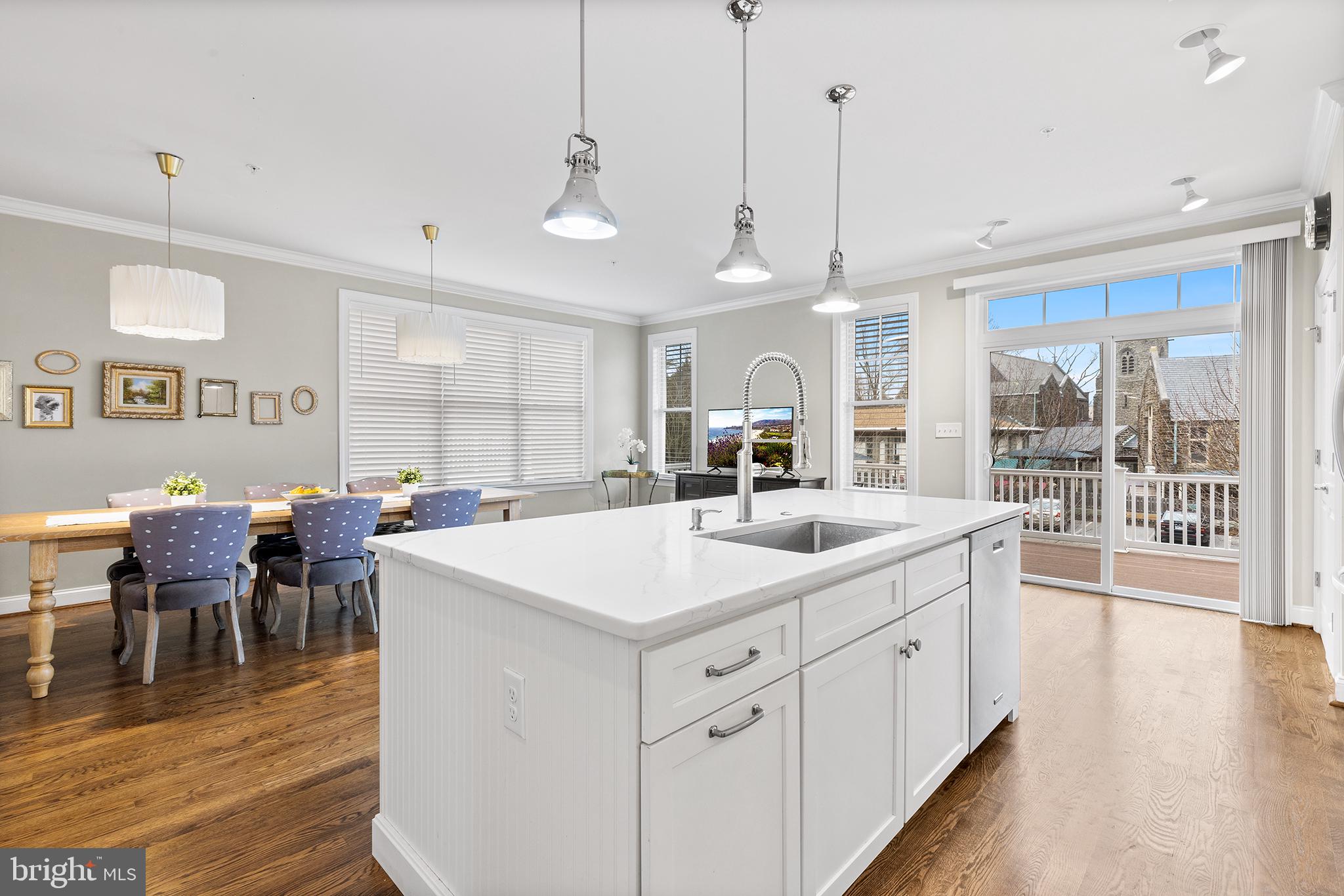 BRYN MAWR - Residential