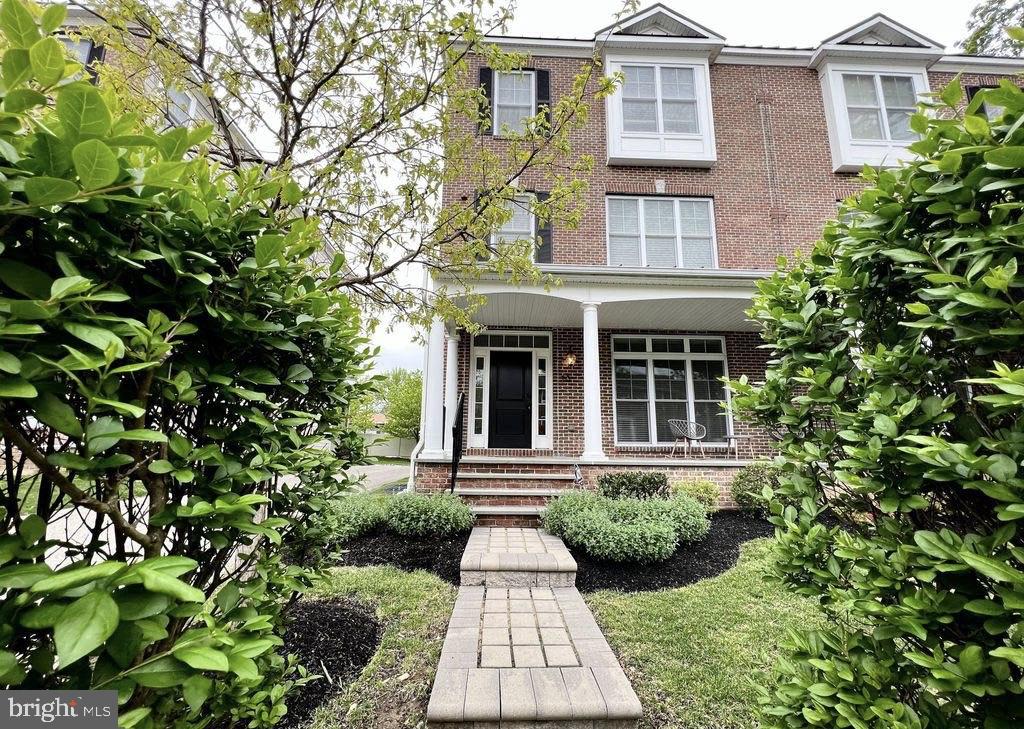 BRYN MAWR - Residential