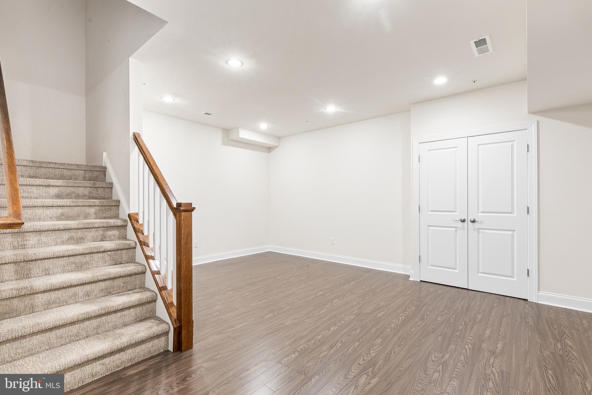 BRYN MAWR - Residential