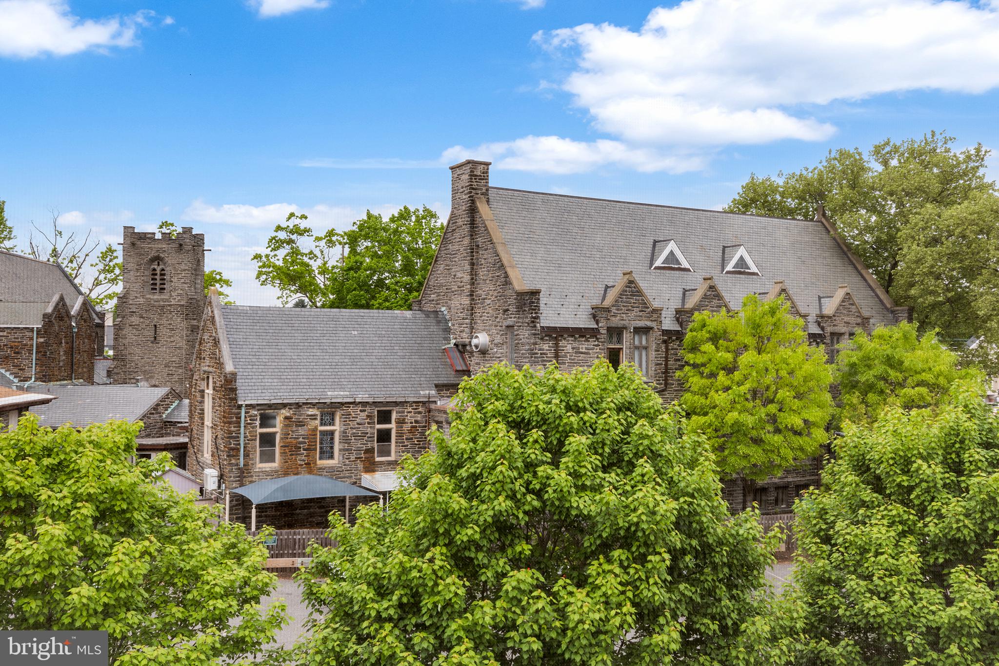 BRYN MAWR - Residential