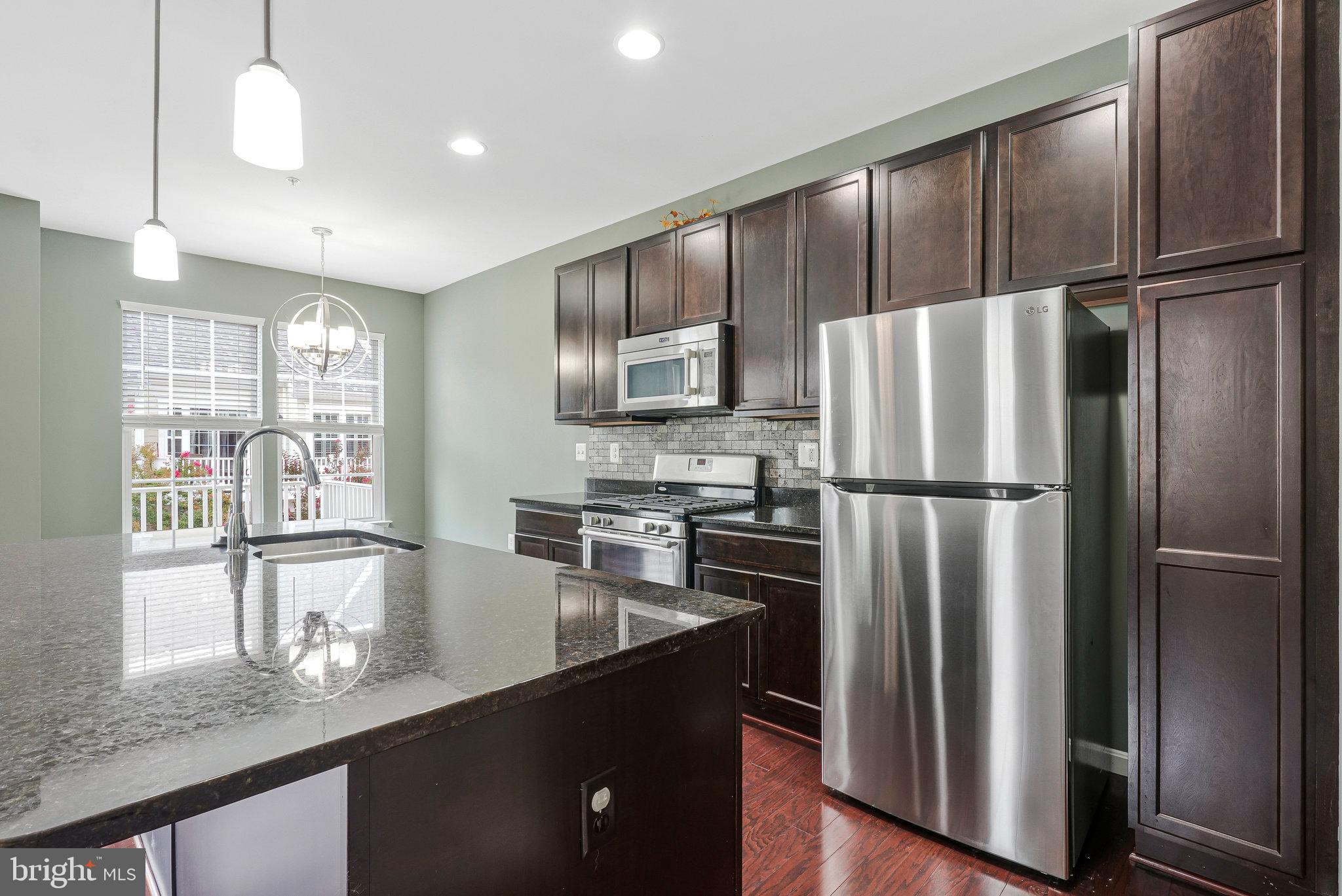 THE VILLAGES OF STEEPLECHASE - Residential Lease