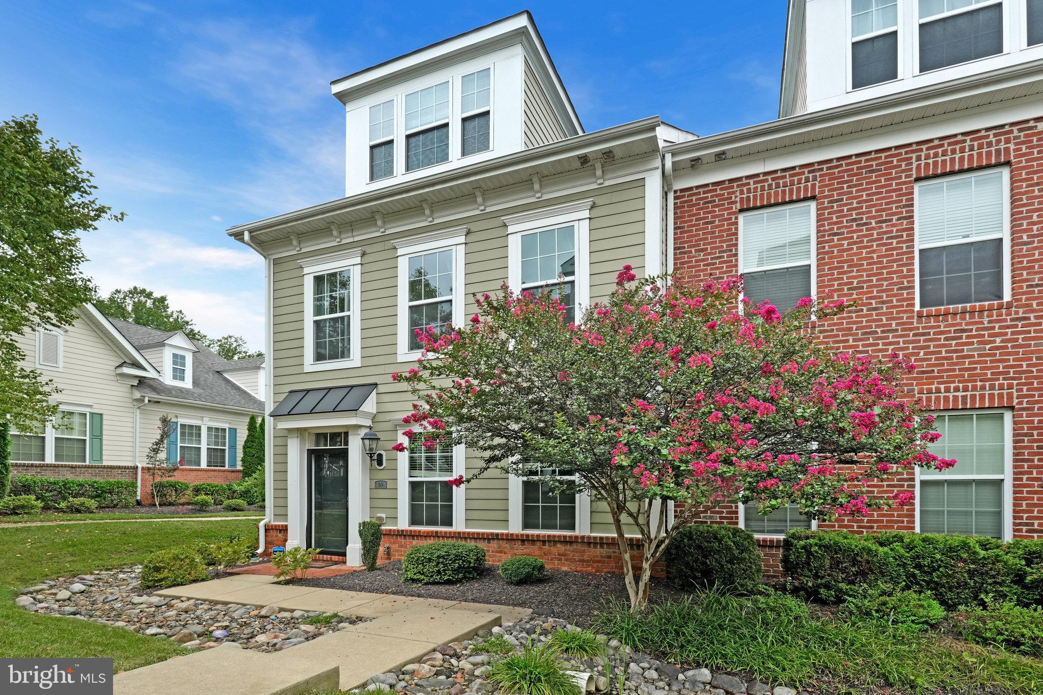 THE VILLAGES OF STEEPLECHASE - Residential Lease