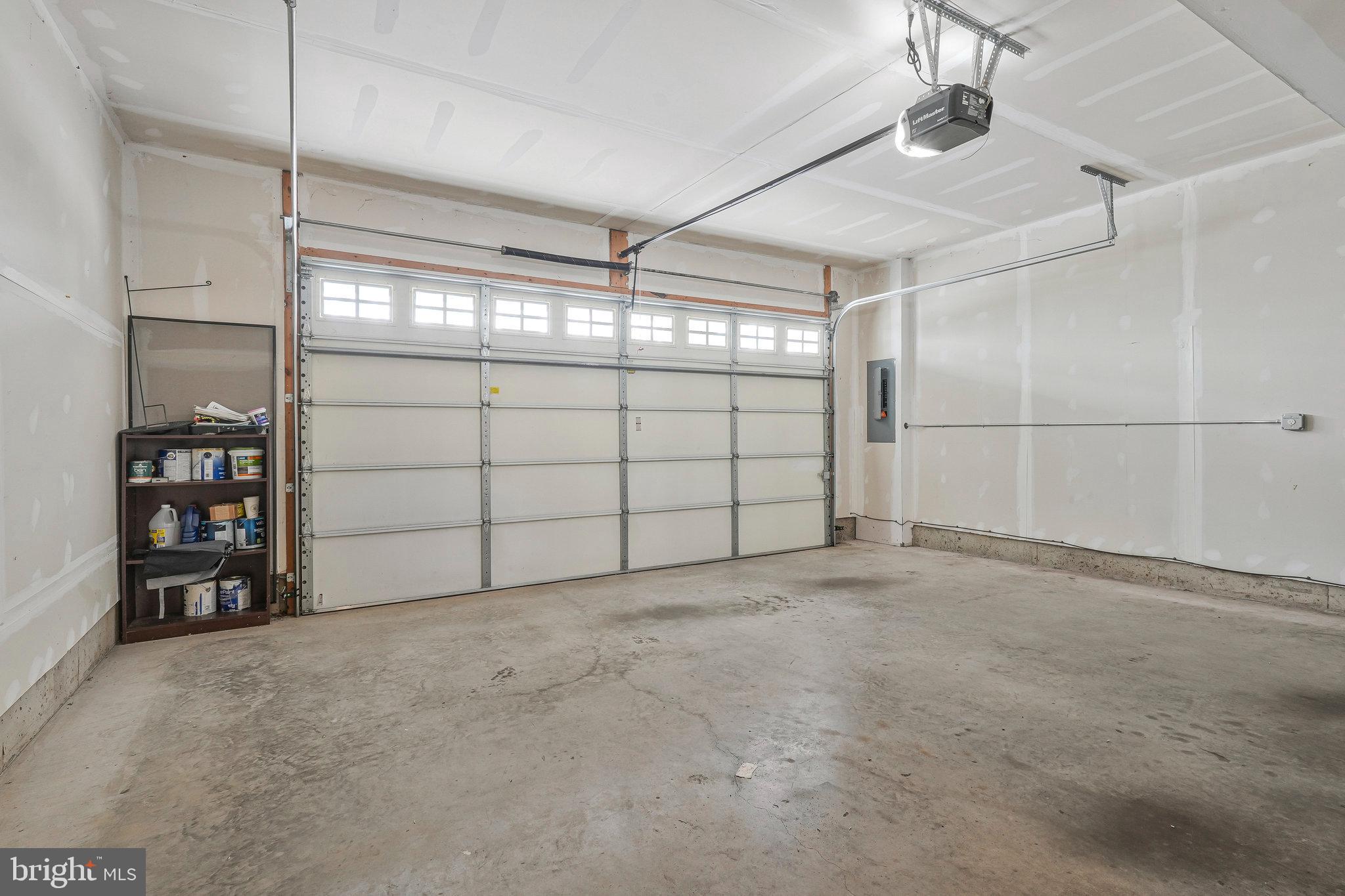 THE VILLAGES OF STEEPLECHASE - Residential Lease