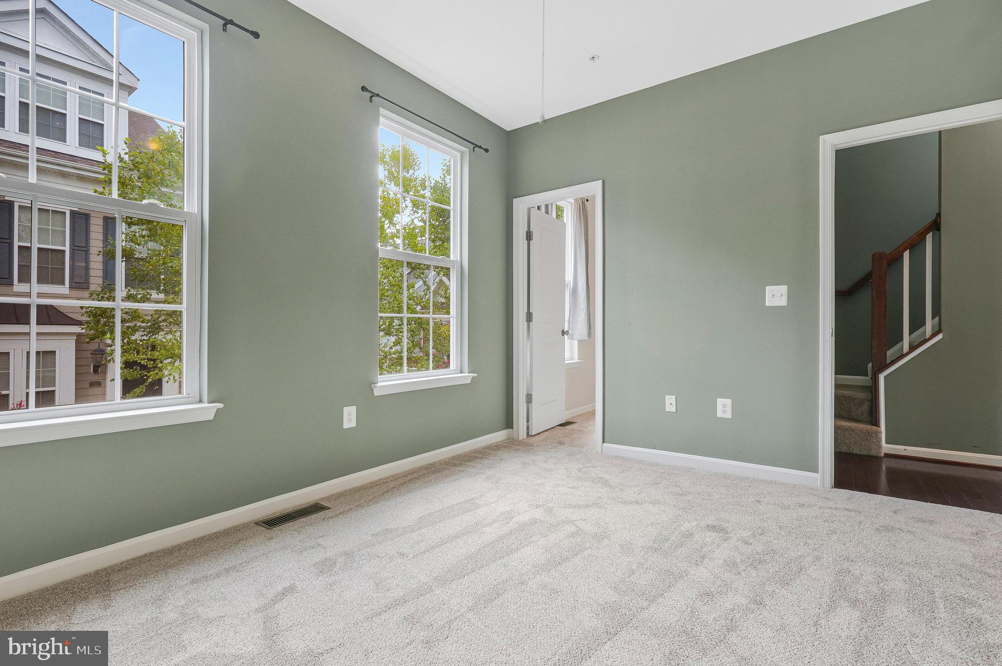 THE VILLAGES OF STEEPLECHASE - Residential Lease