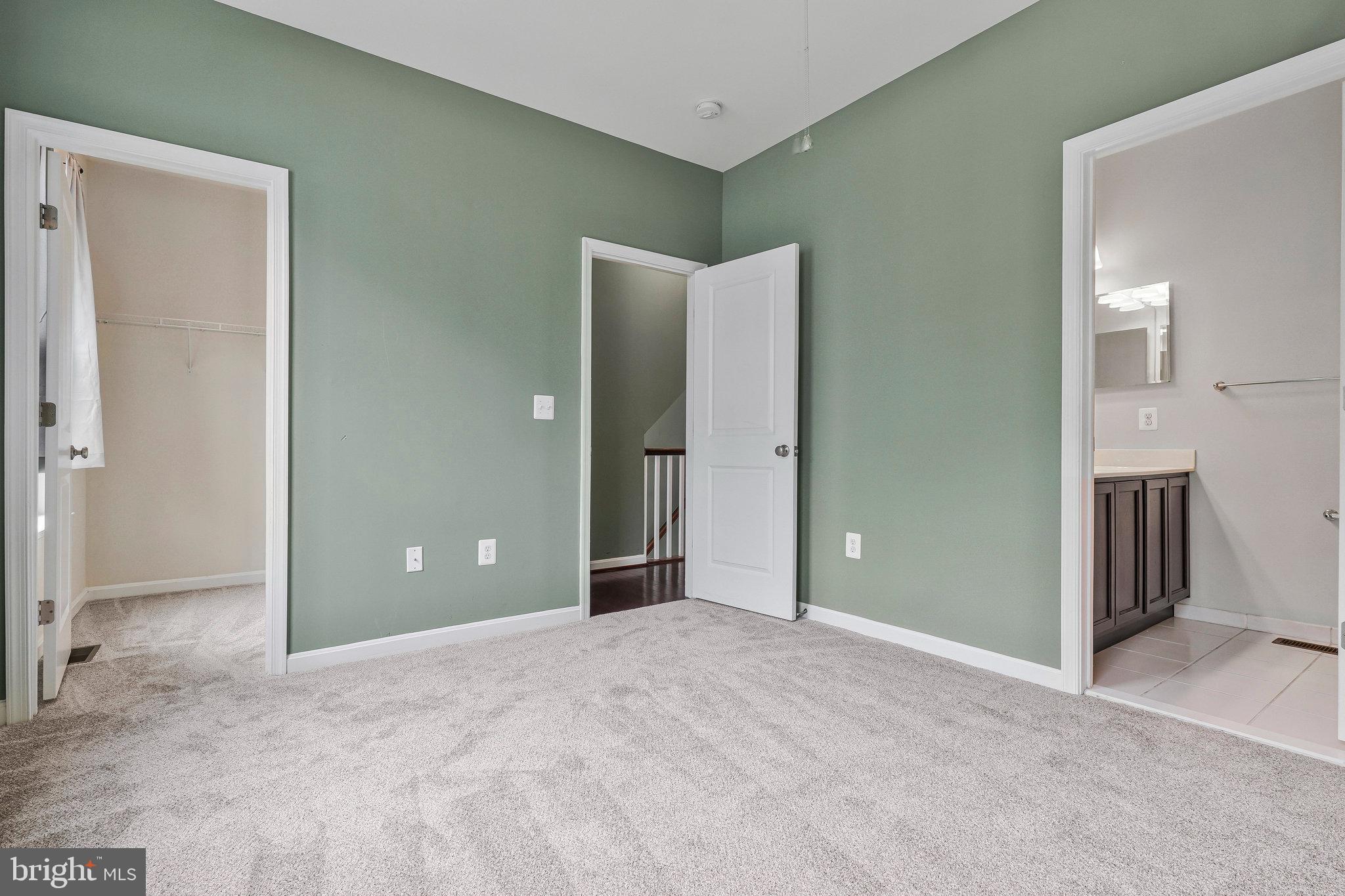 THE VILLAGES OF STEEPLECHASE - Residential Lease