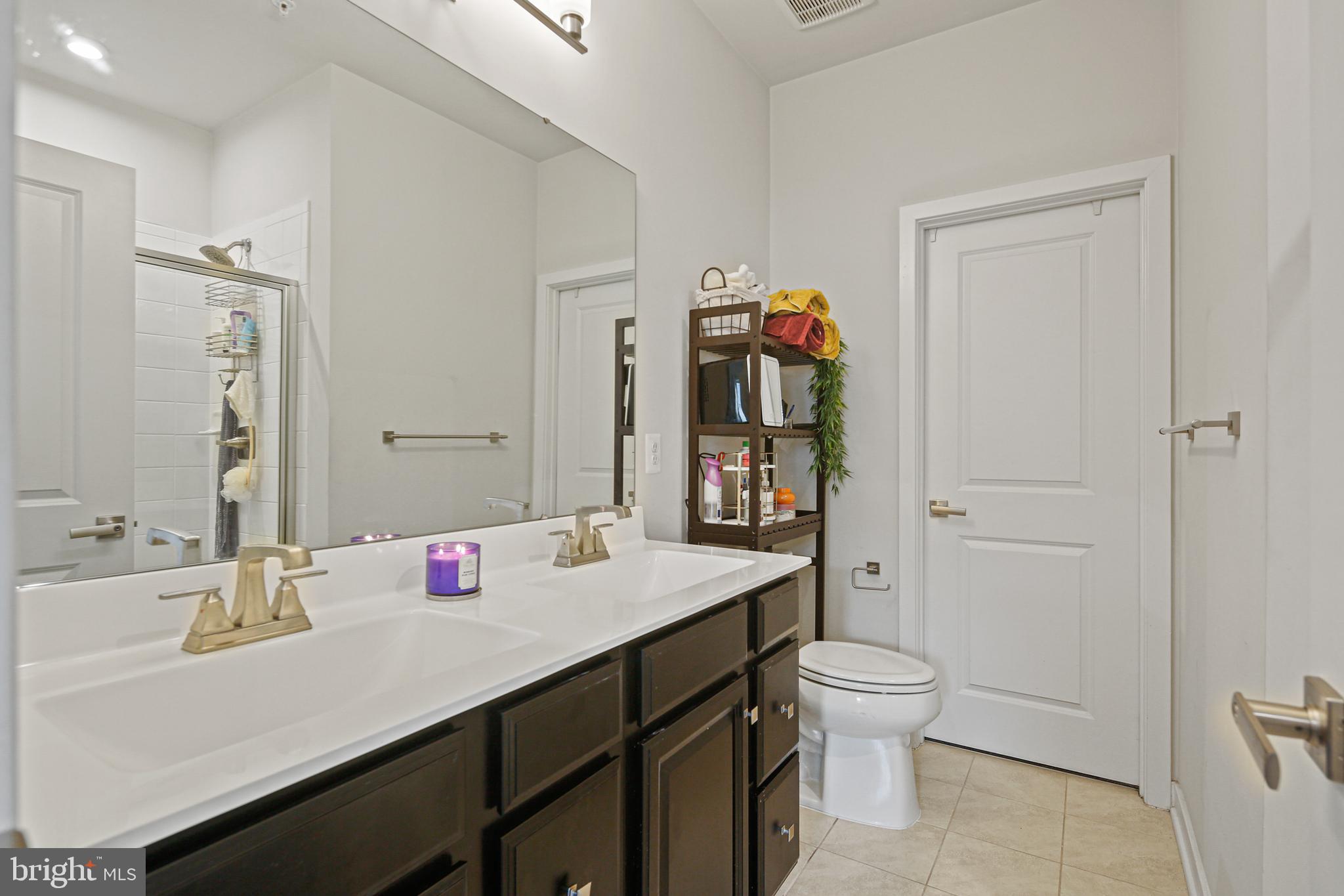 OLDHAM CROSSING - Residential