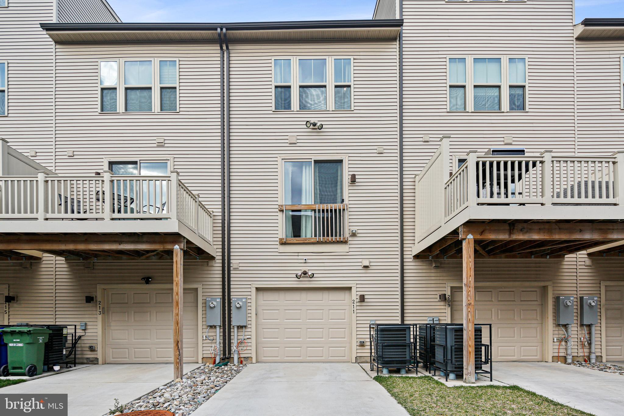 OLDHAM CROSSING - Residential