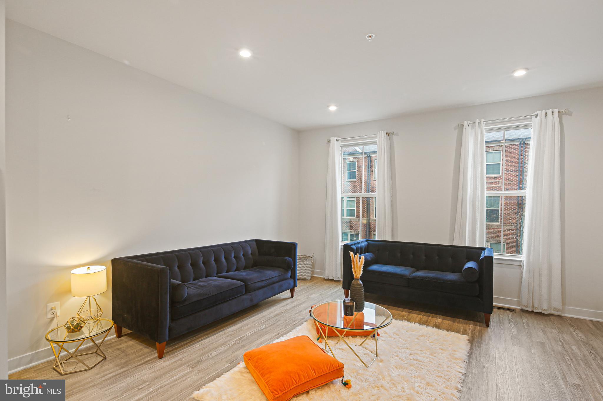 OLDHAM CROSSING - Residential