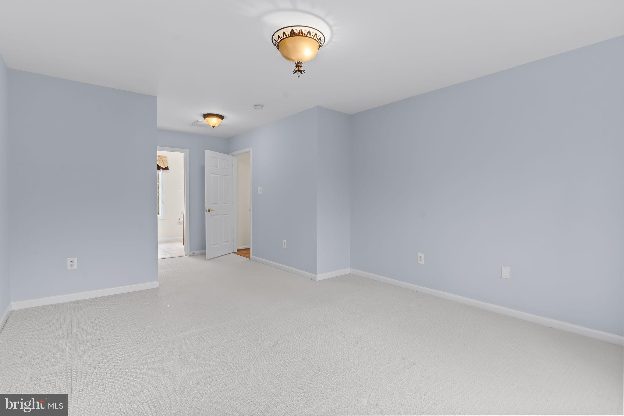 FERRY LANDING WOODS - Residential