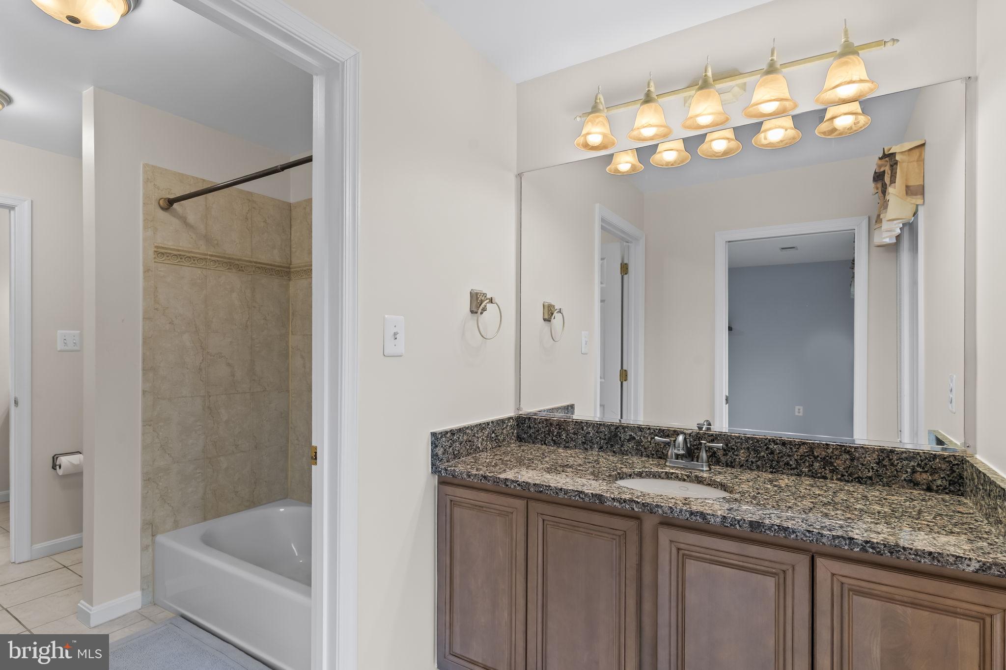 FERRY LANDING WOODS - Residential