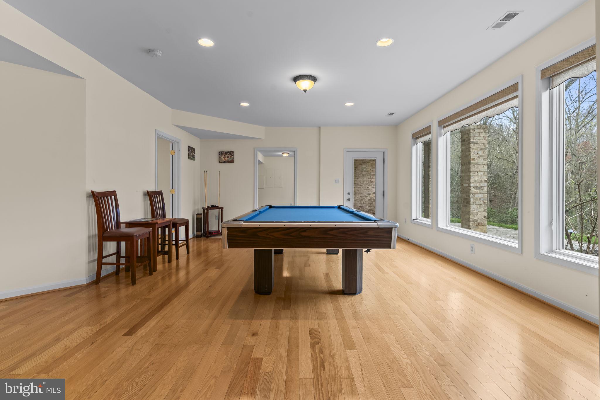 FERRY LANDING WOODS - Residential