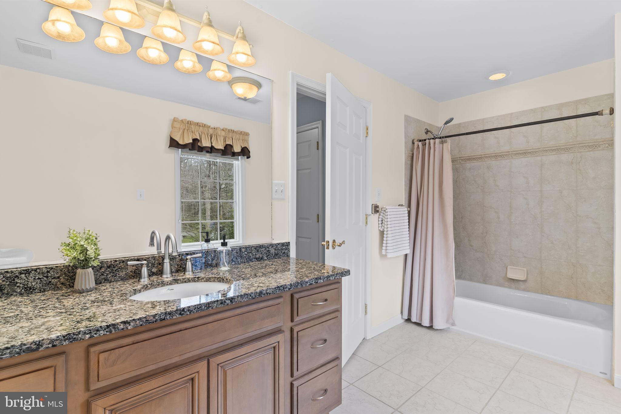 FERRY LANDING WOODS - Residential