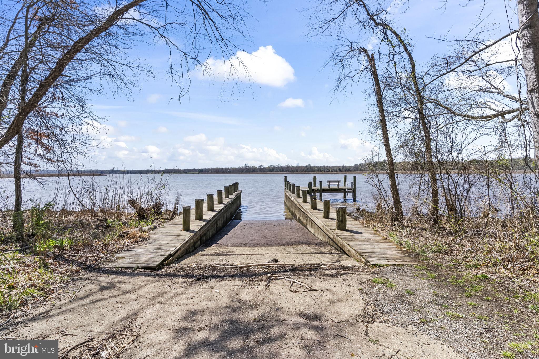 FERRY LANDING WOODS - Residential