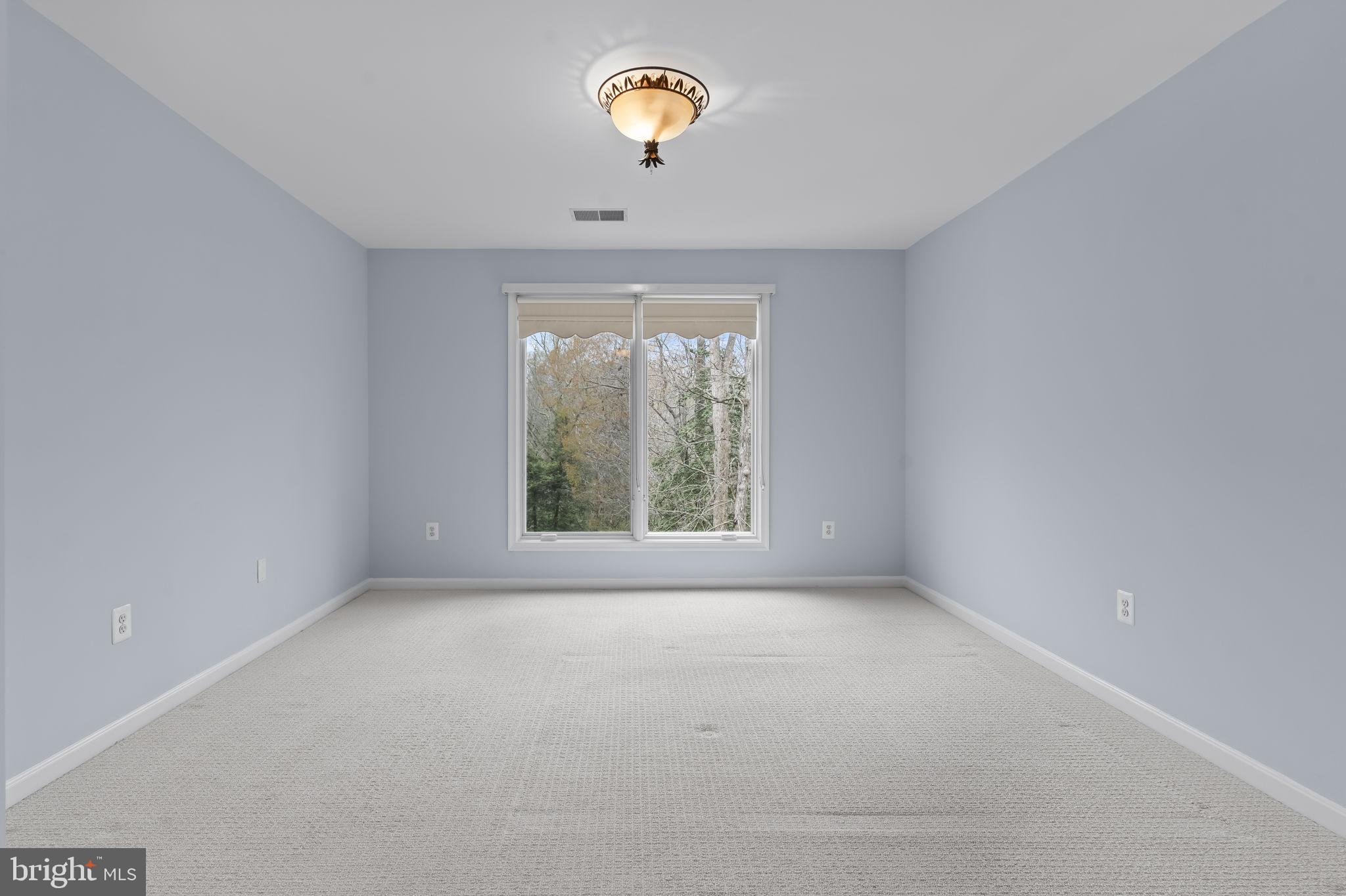 FERRY LANDING WOODS - Residential