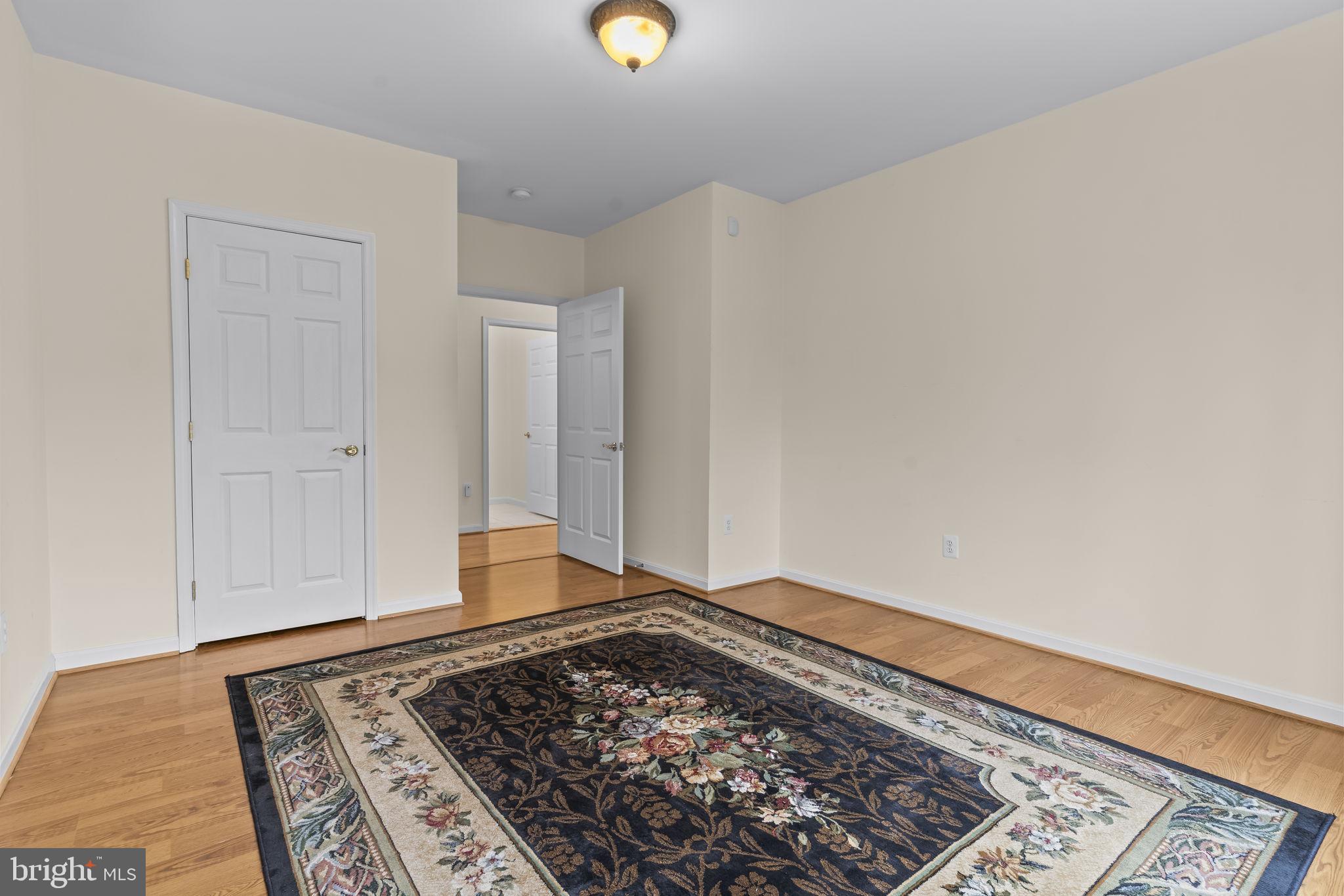 FERRY LANDING WOODS - Residential