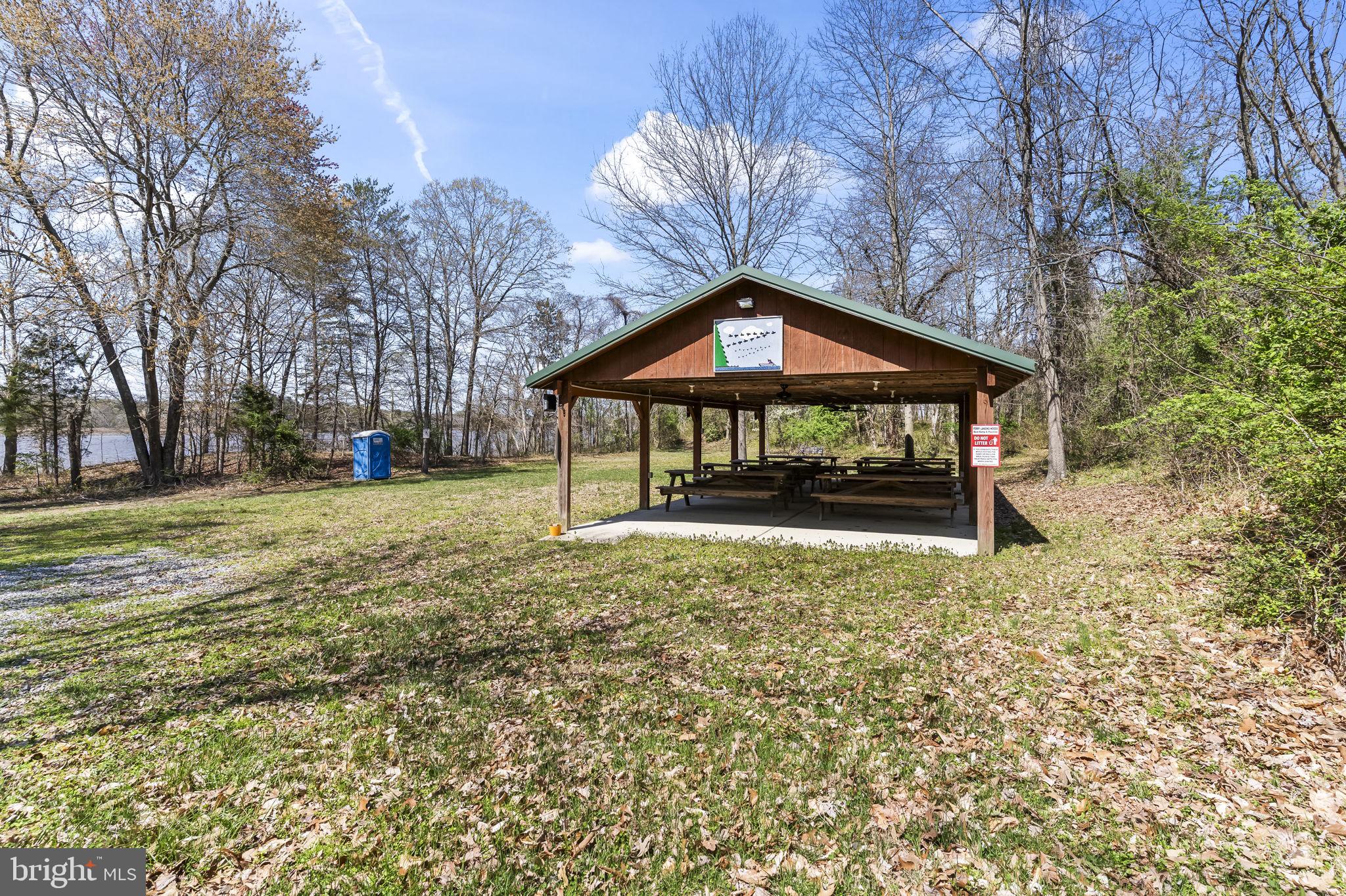 FERRY LANDING WOODS - Residential