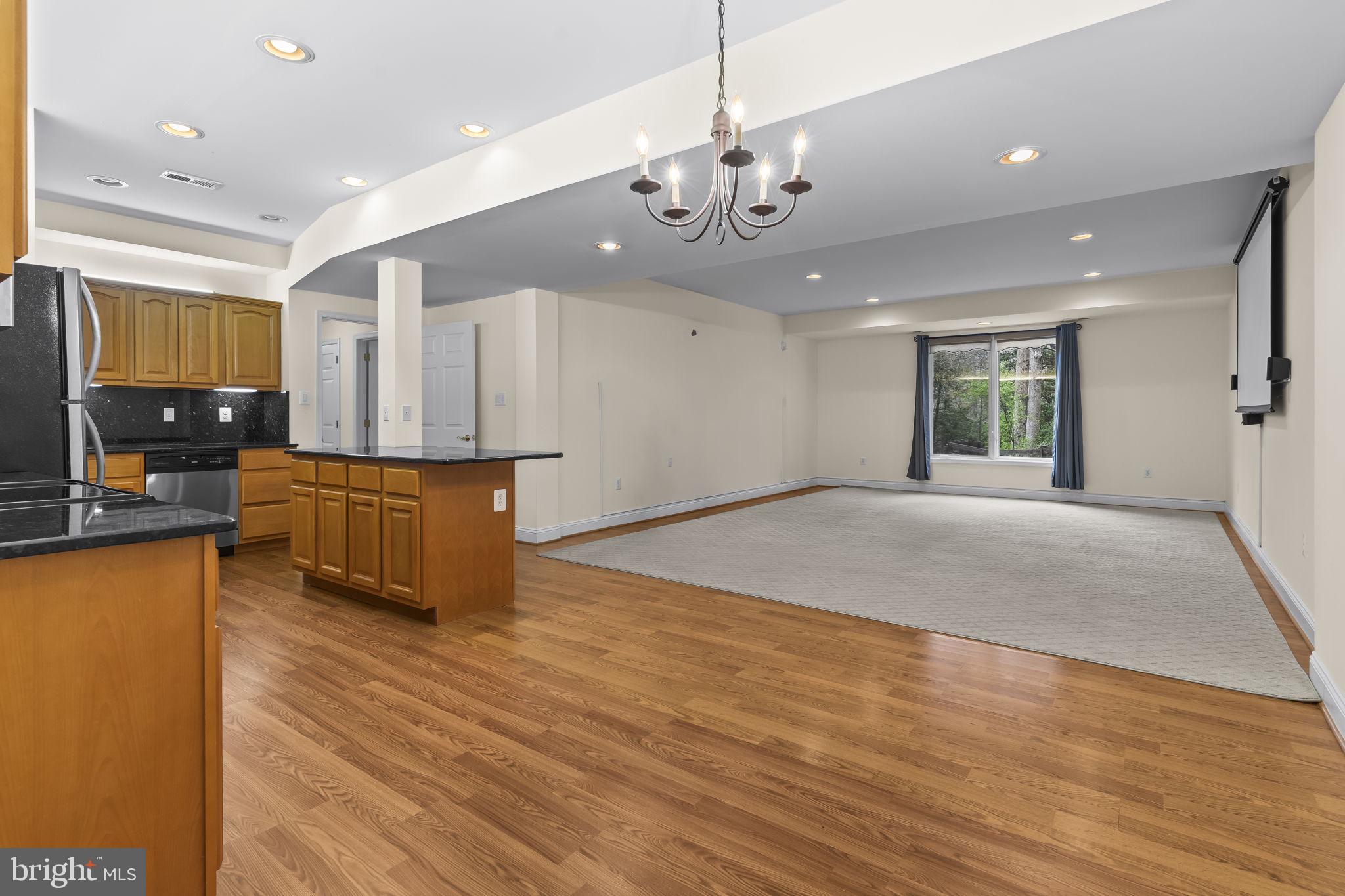 FERRY LANDING WOODS - Residential