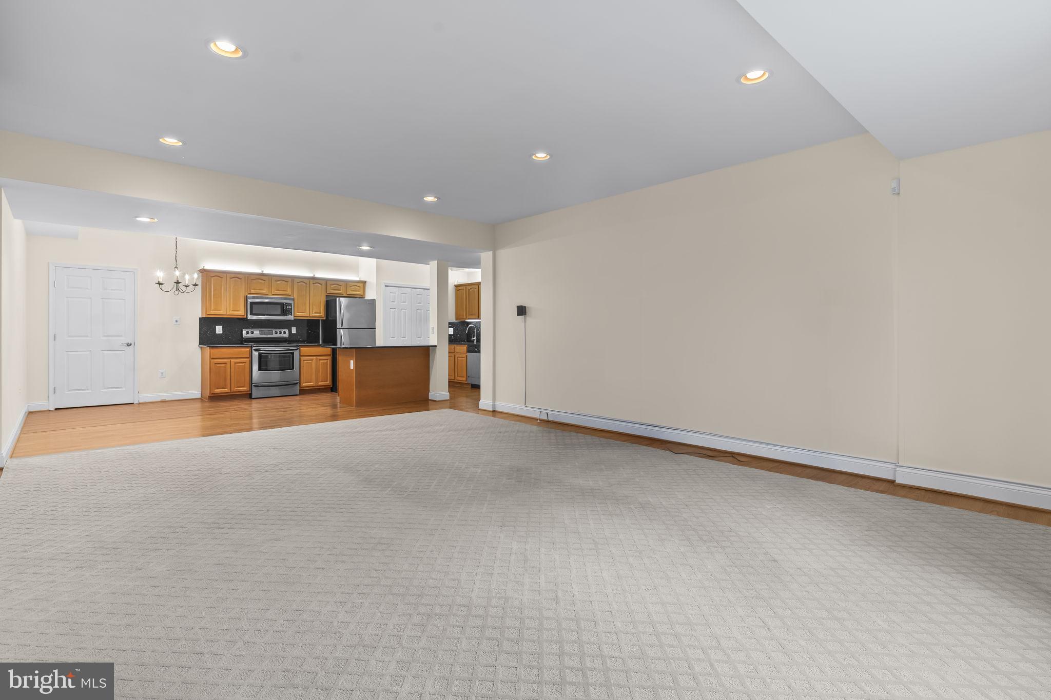 FERRY LANDING WOODS - Residential